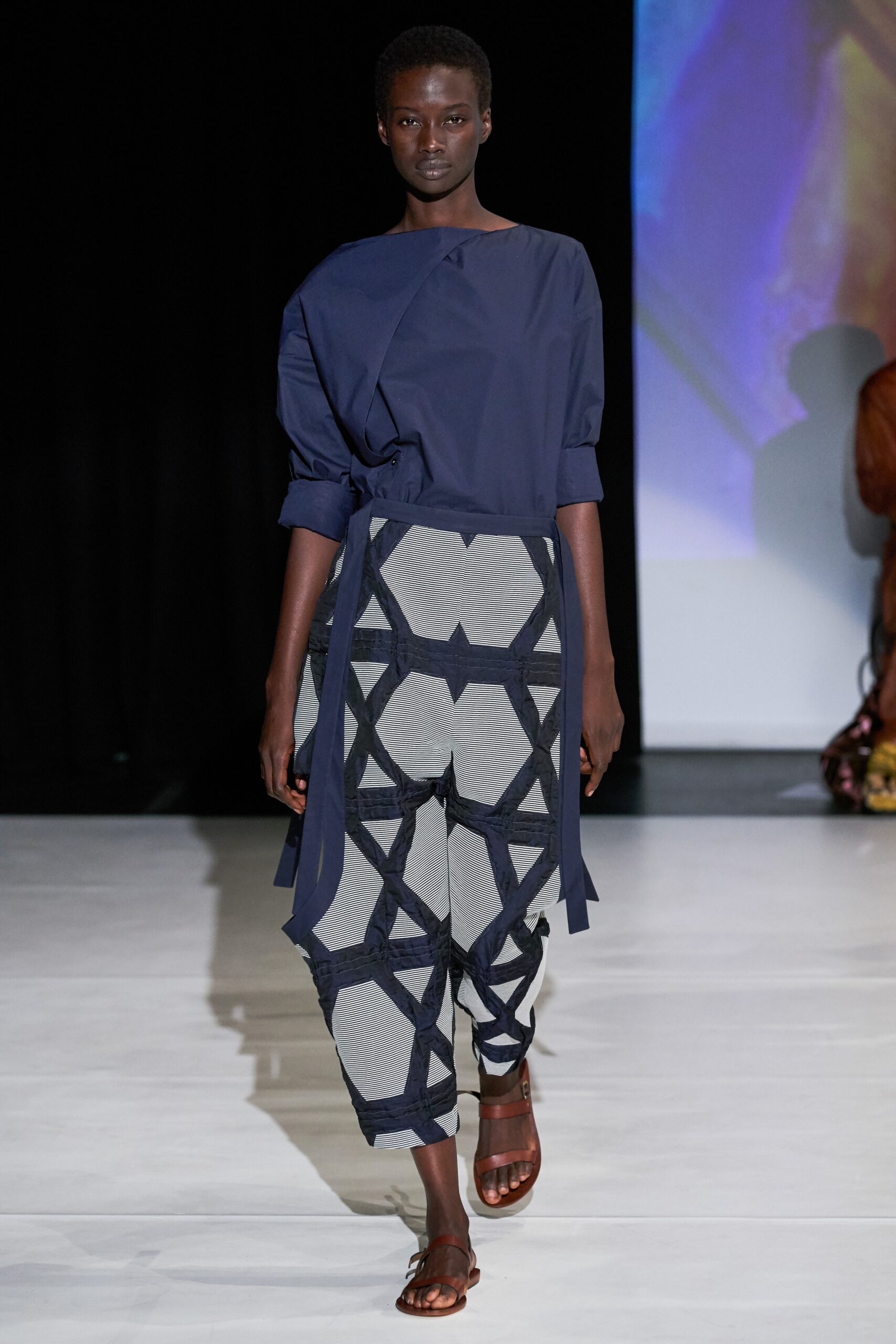 Chalayan S/S 20 Look 309