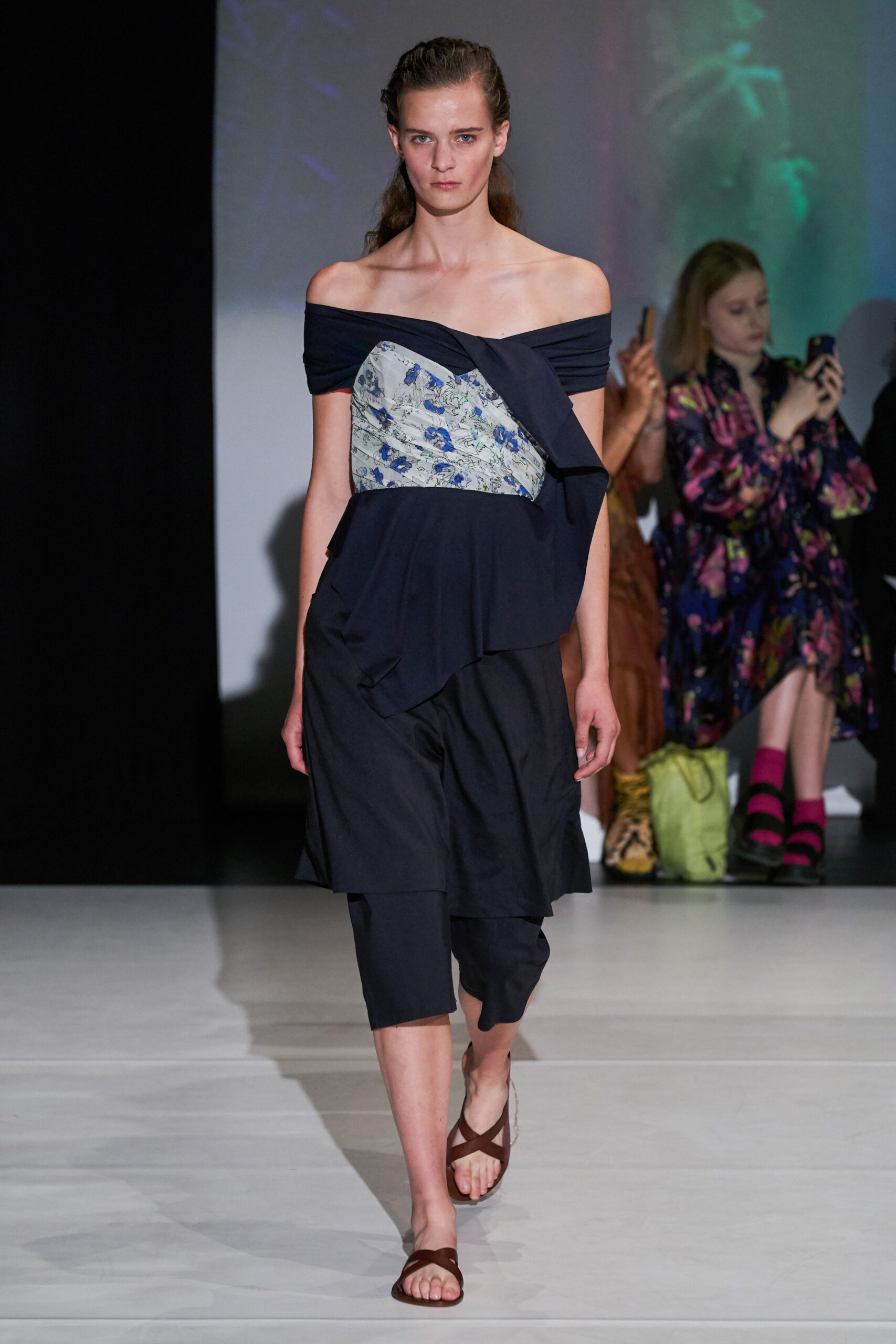 Chalayan S/S 20 Look 437