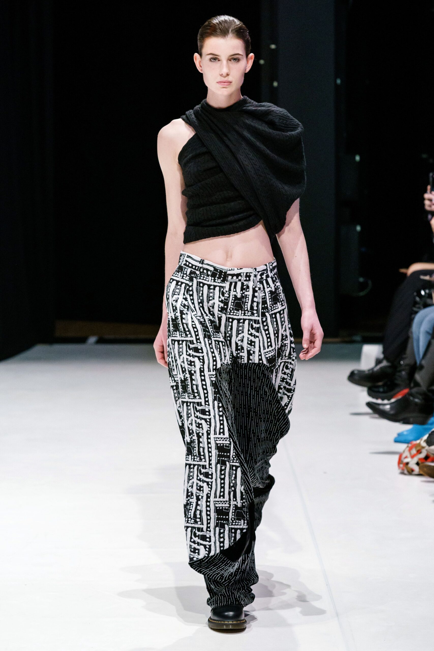 Chalayan F/W 20 Look 424