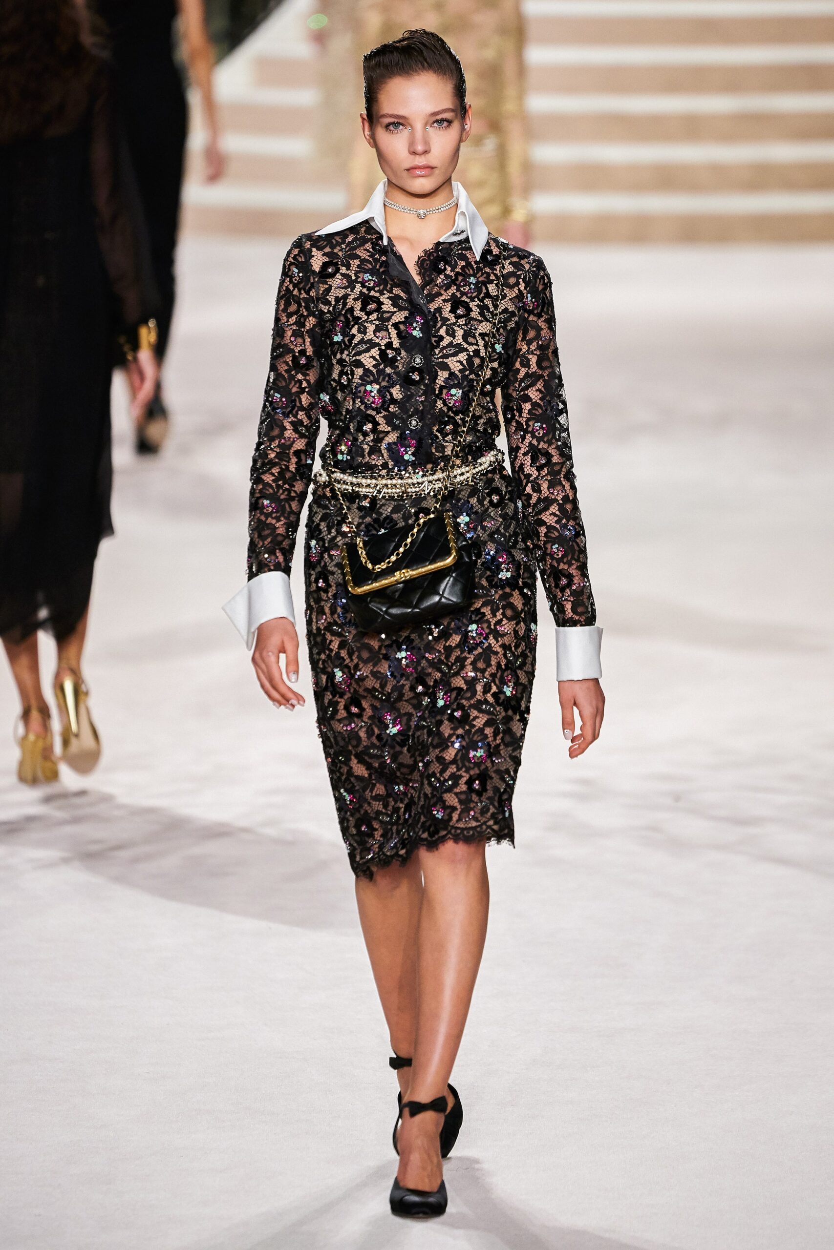 Chanel F/W 20 Look 49