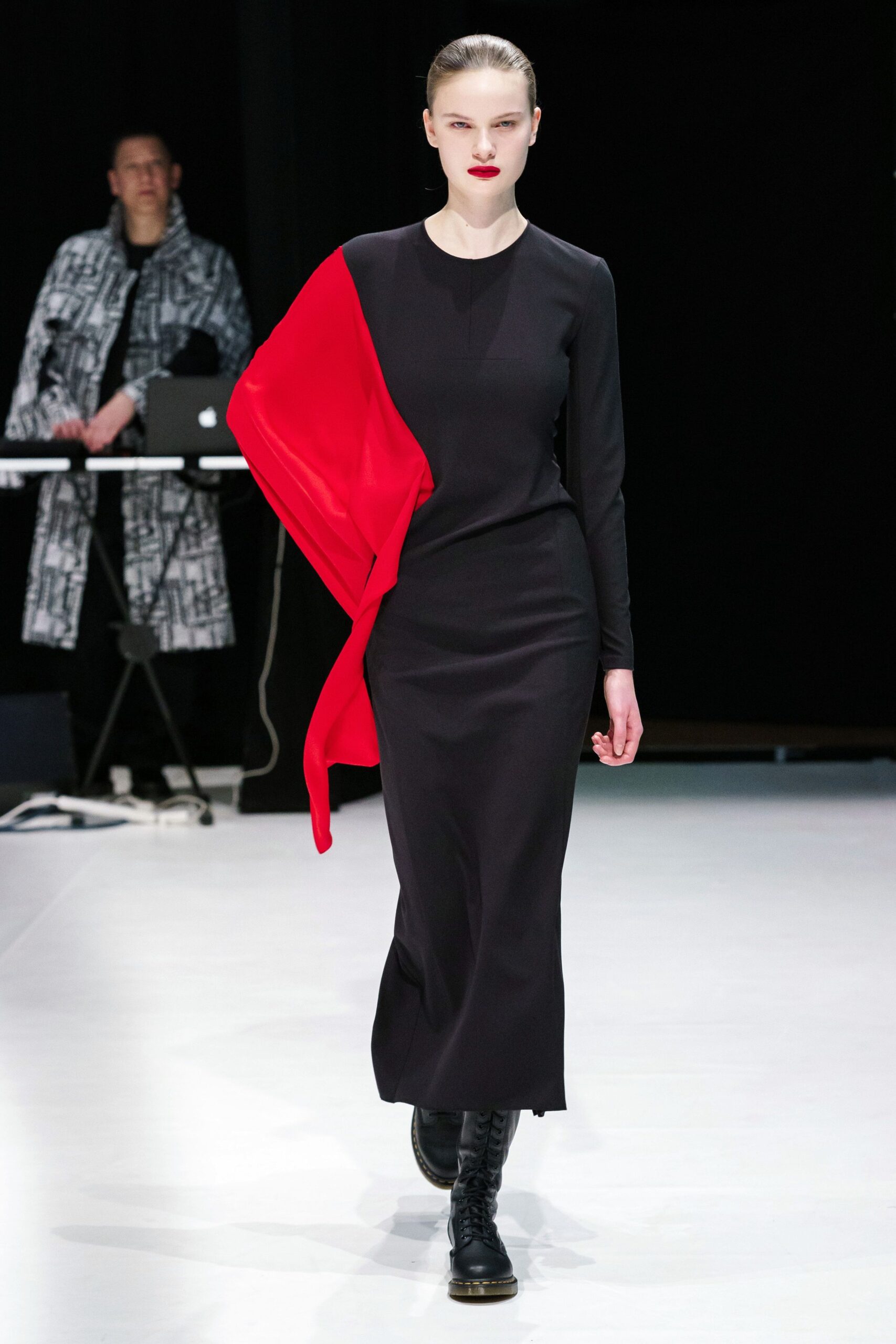 Chalayan F/W 20 Look 623