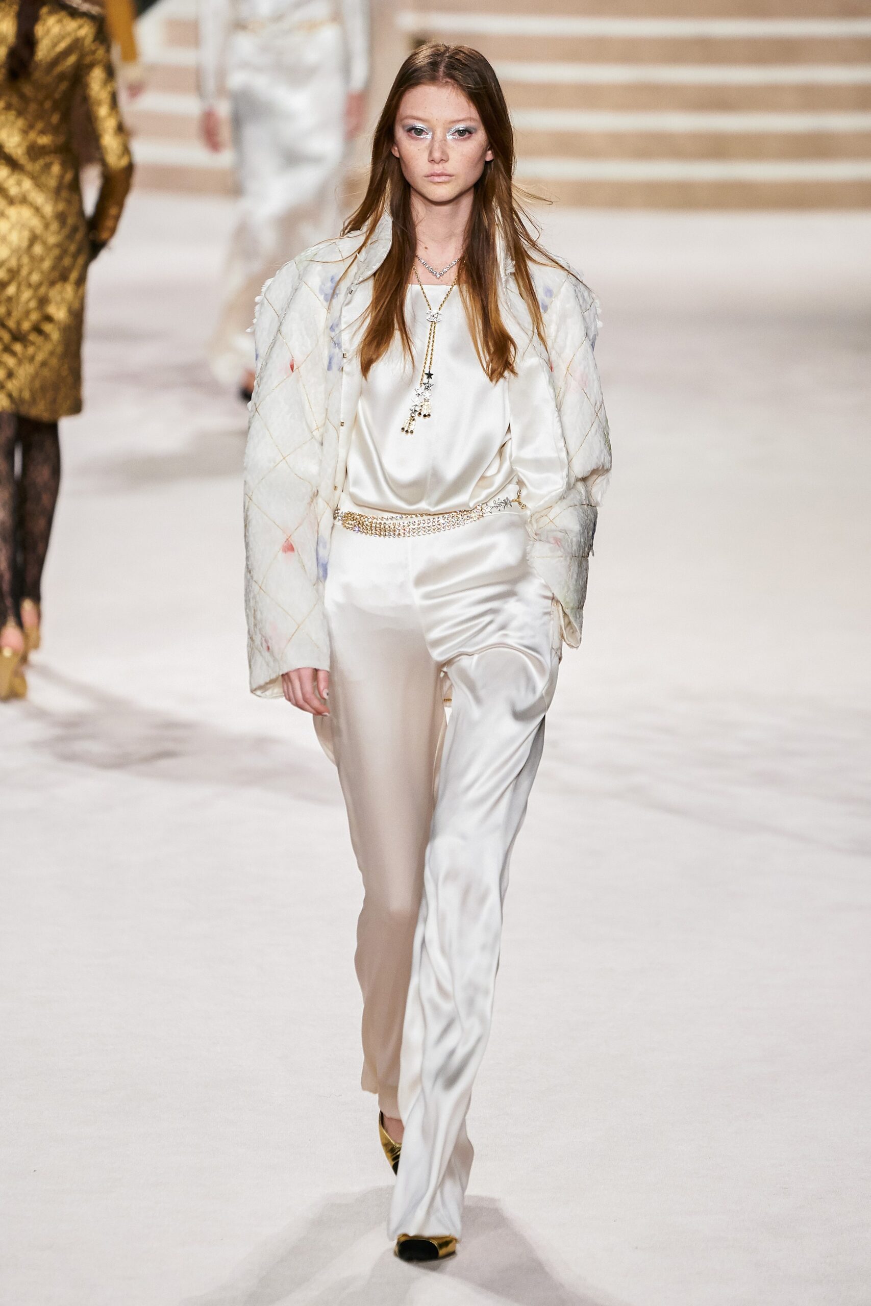 Chanel F/W 20 Look 55