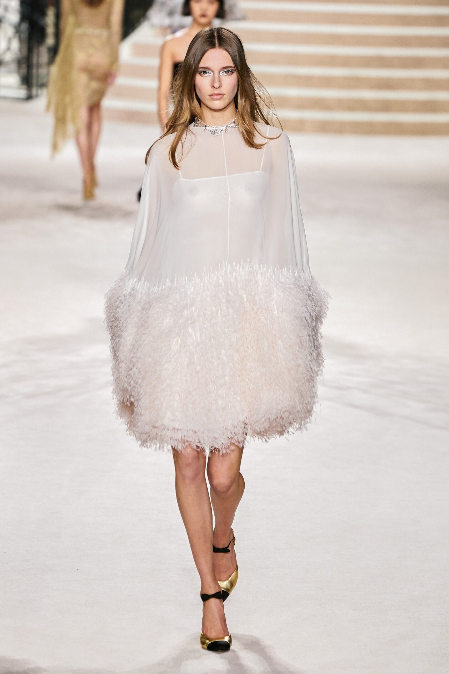 Chanel F/W 20 Look 60