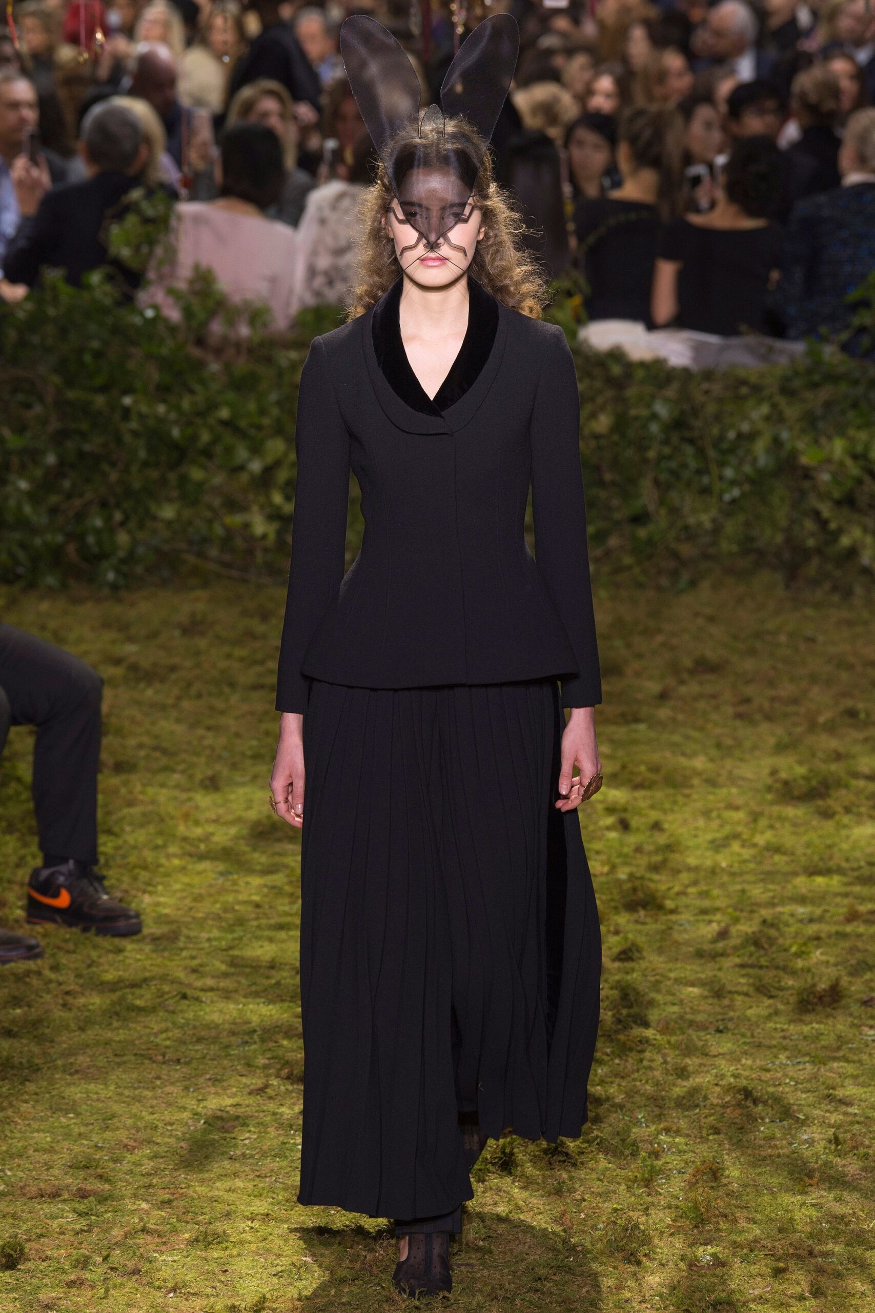 Christian Dior S/S 17 Couture Look 99