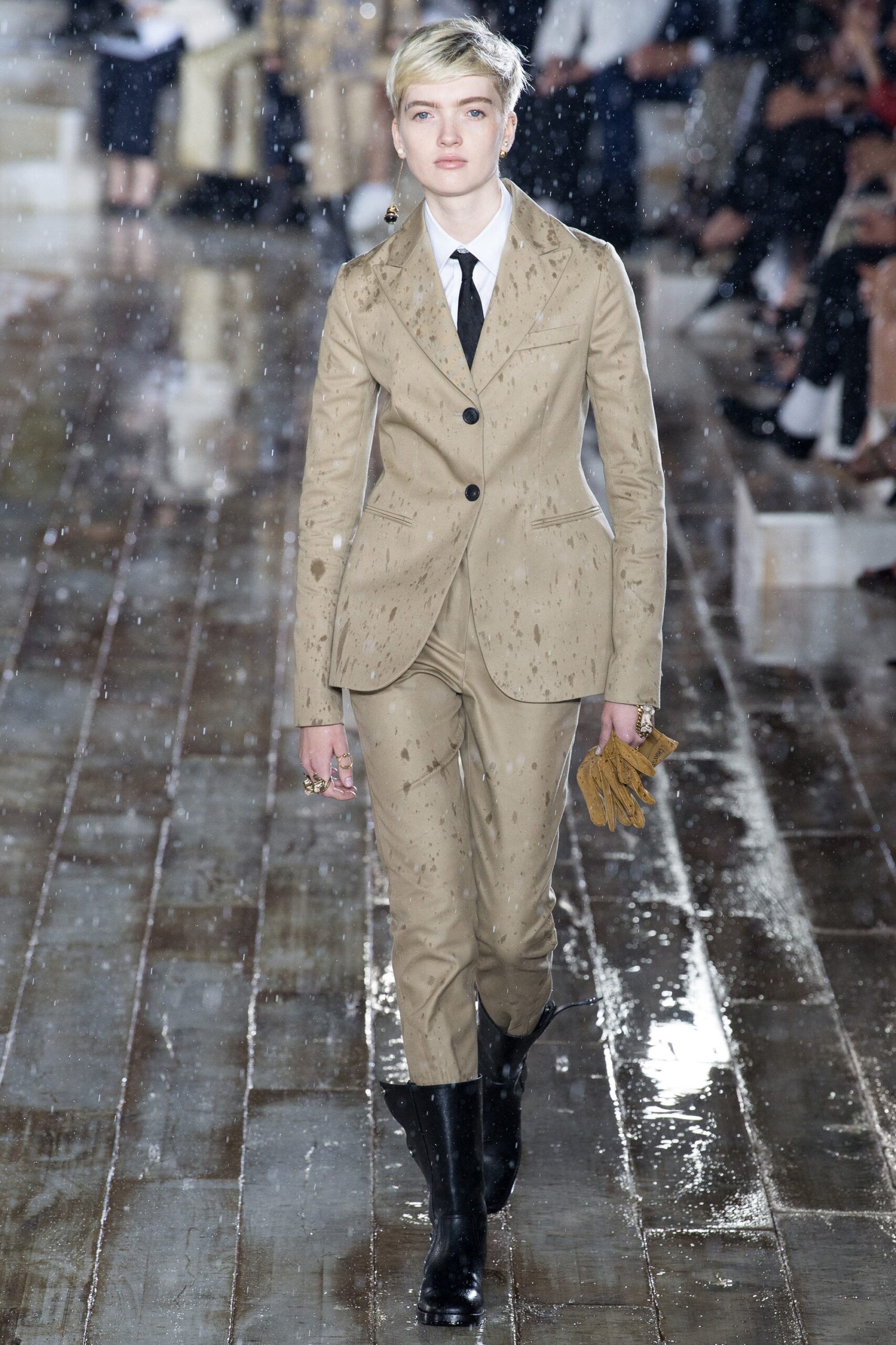 Christian Dior Resort 19 Look 2