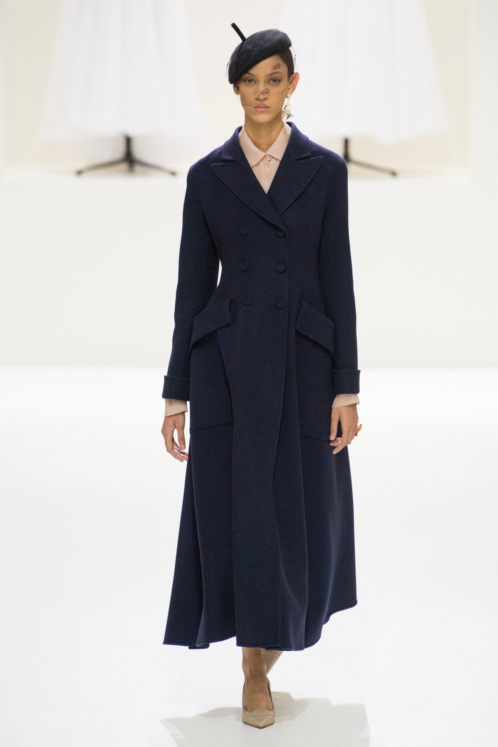 Christian Dior F/W 18 Couture Look 12