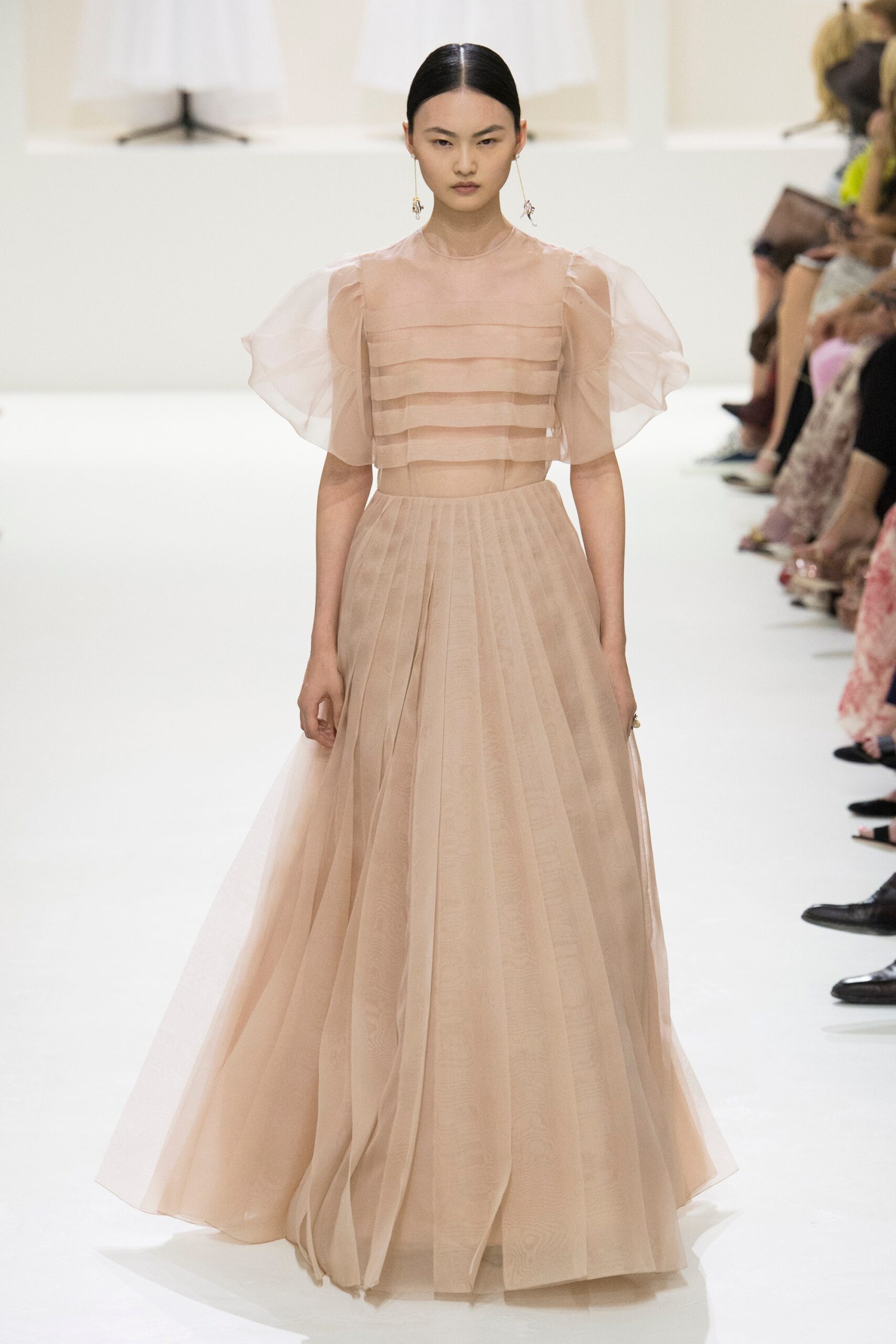 Christian Dior F/W 18 Couture Look 20