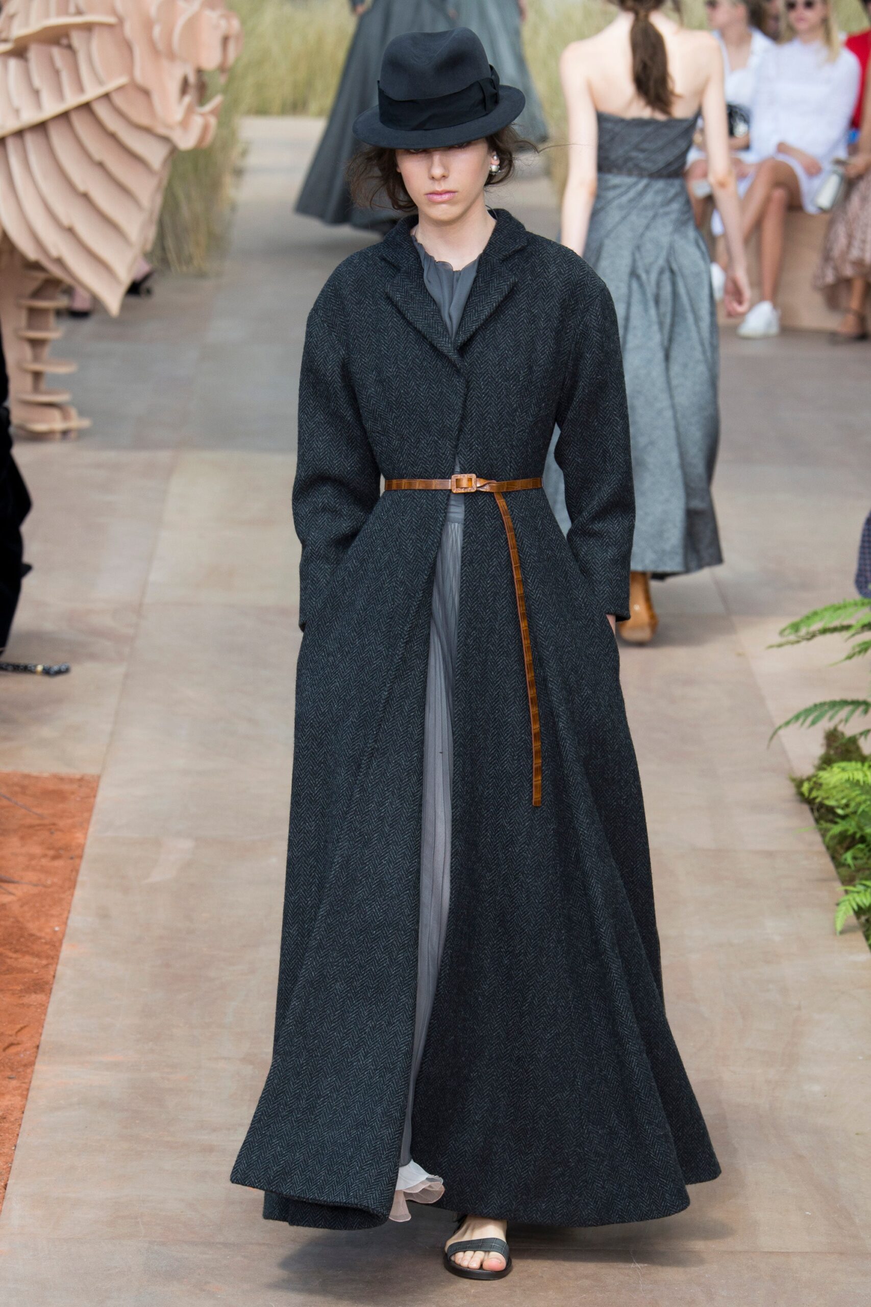 Christian Dior F/W 17 Couture Look 188