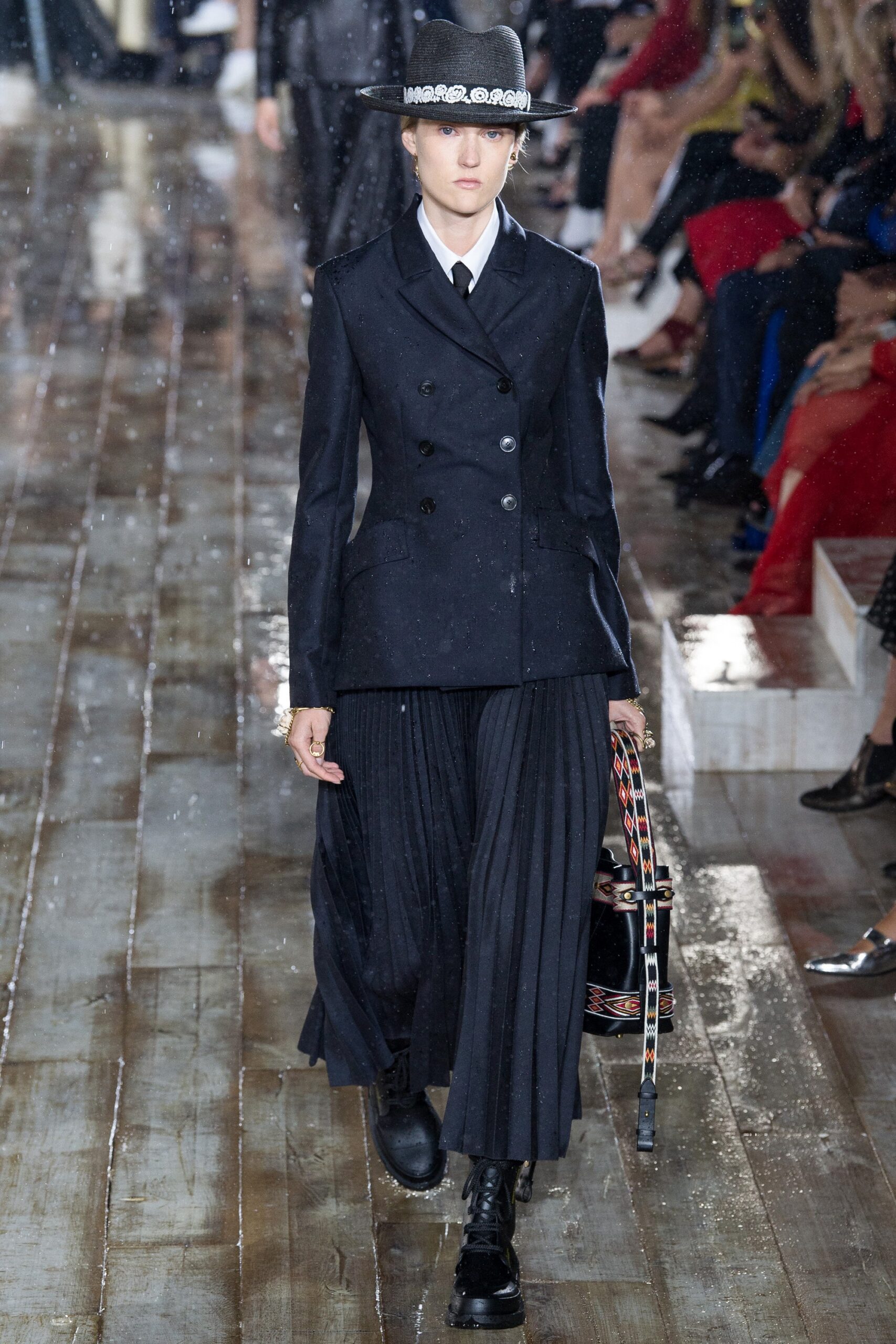 Christian Dior Resort 19 Look 18