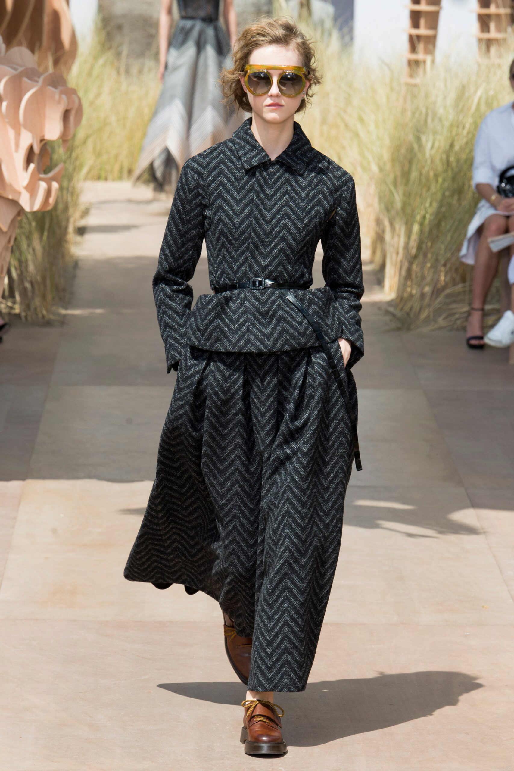 Christian Dior F/W 17 Couture Look 246