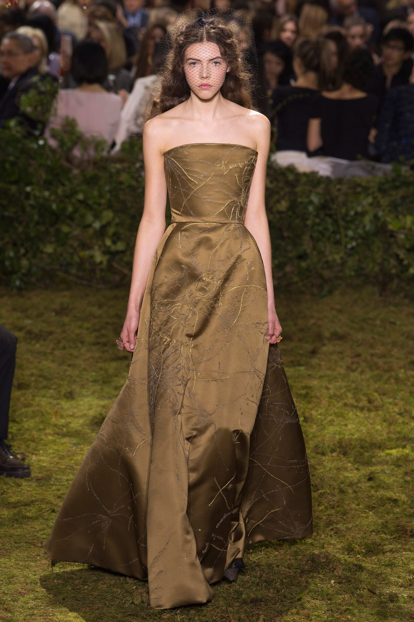 Christian Dior S/S 17 Couture Look 336
