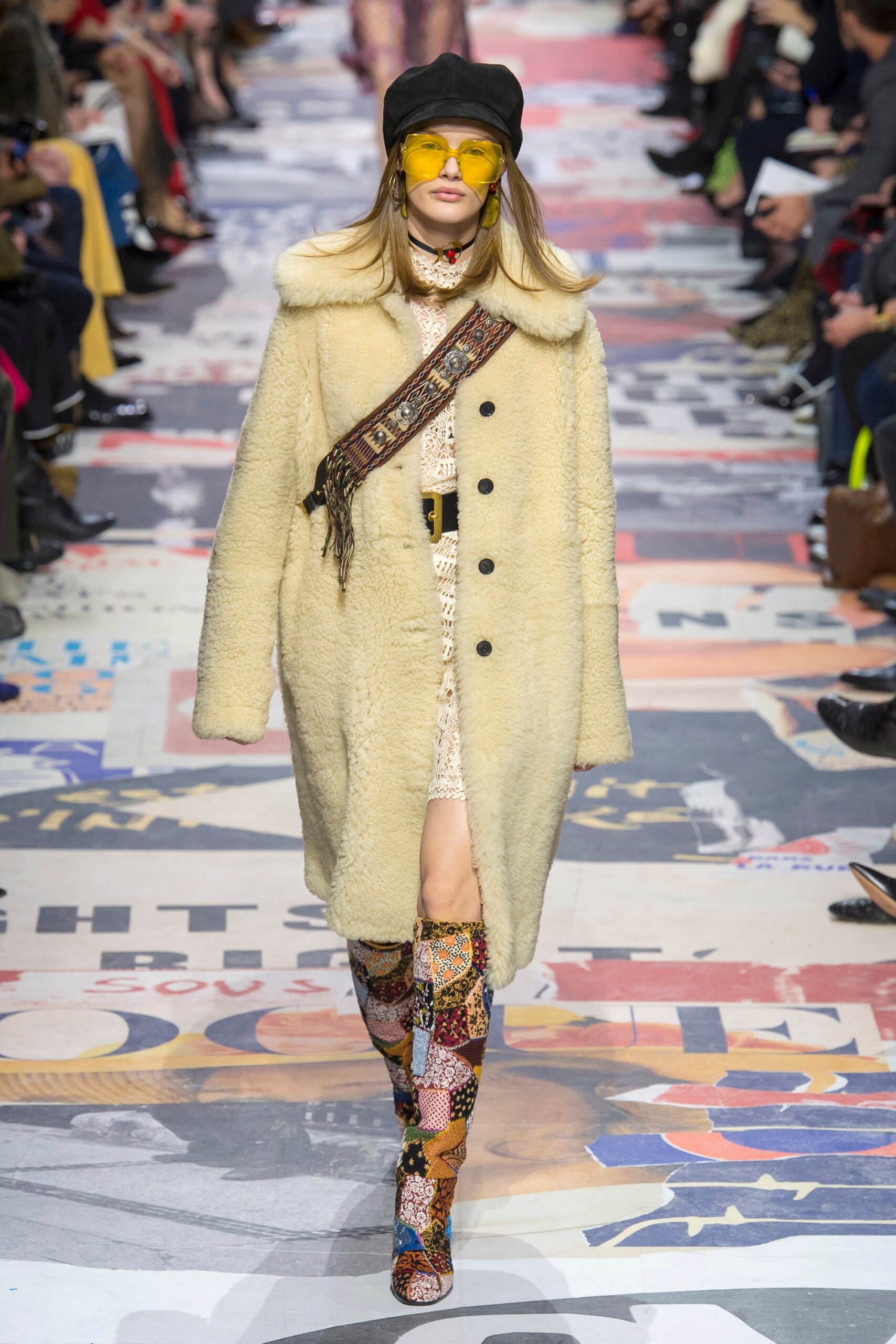 Christian Dior F/W 18 Look 22