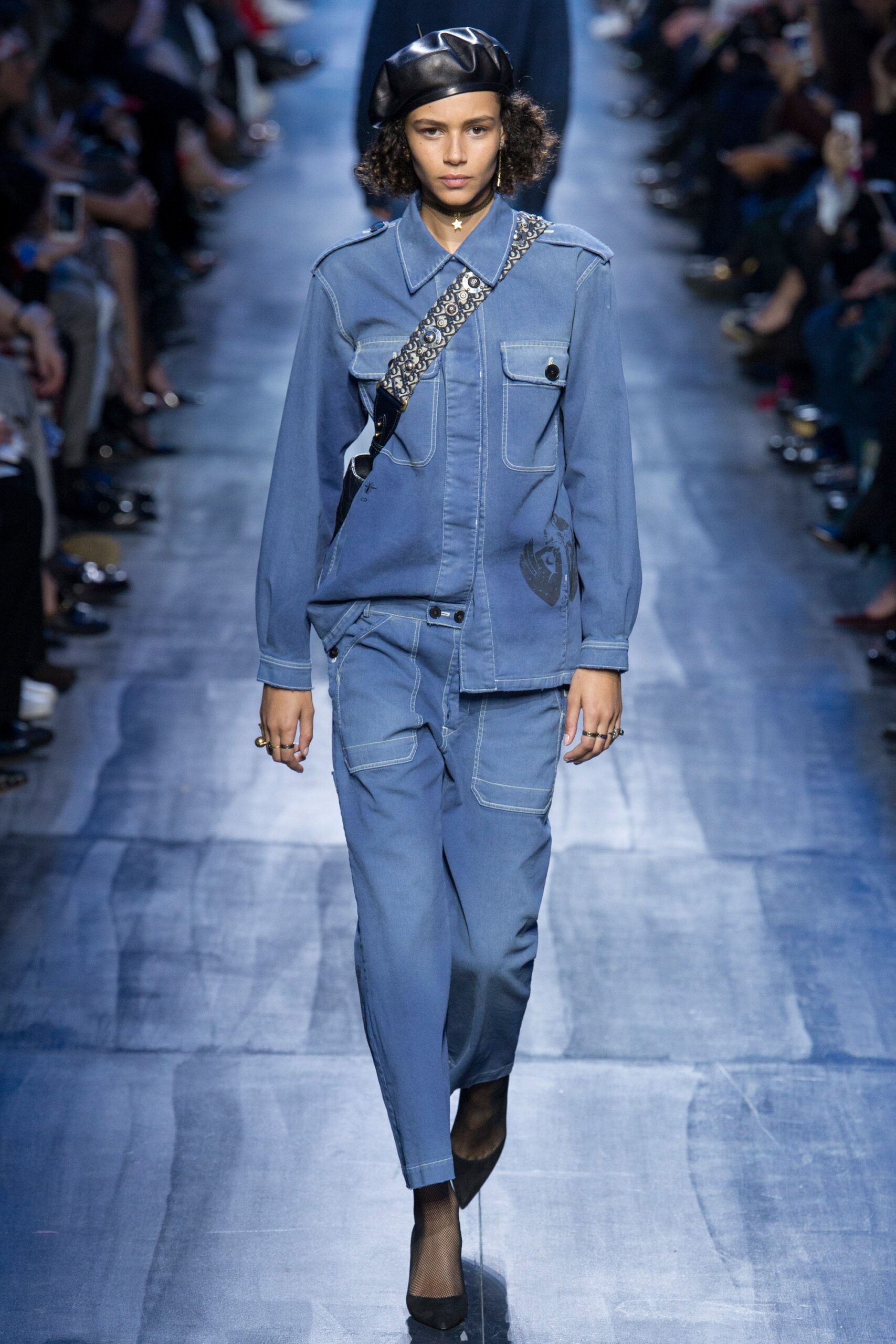 Christian Dior F/W 17 Look 395
