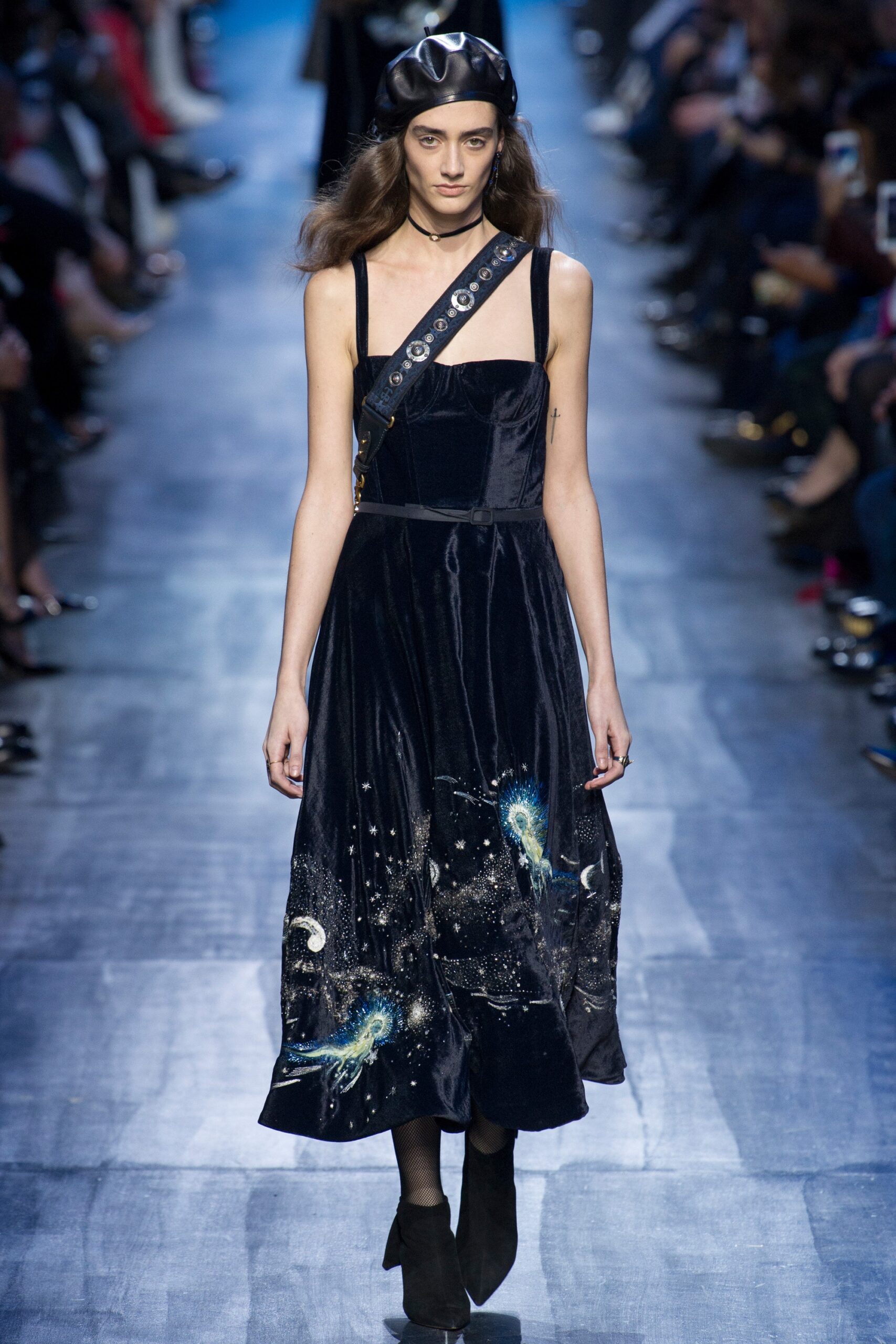 Christian Dior F/W 17 Look 483