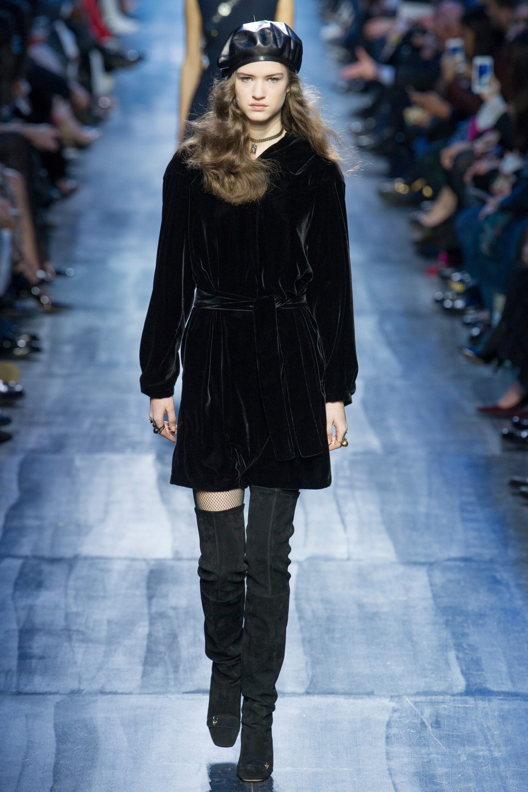 Christian Dior F/W 17 Look 529