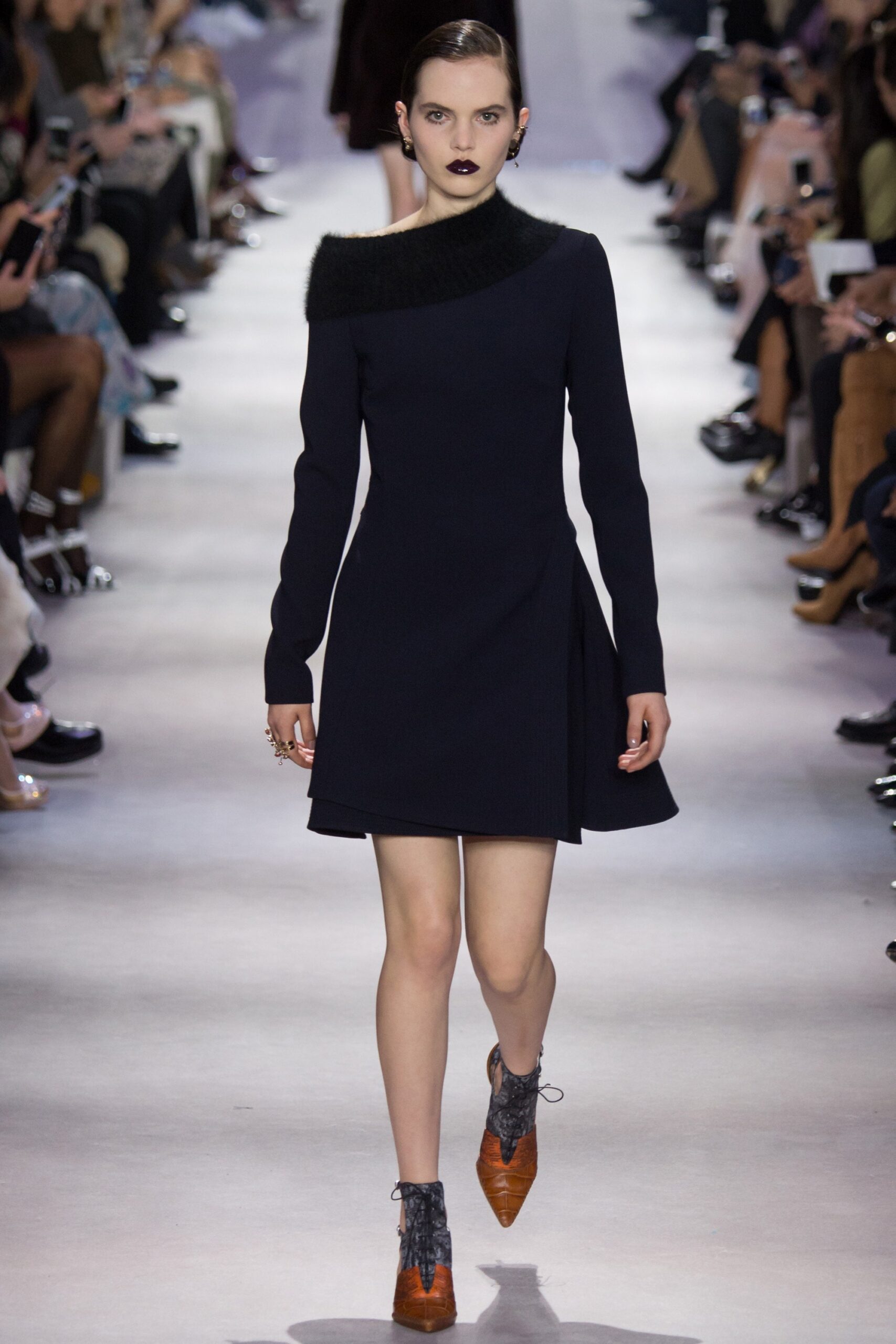 Christian Dior F/W 16 Look 382