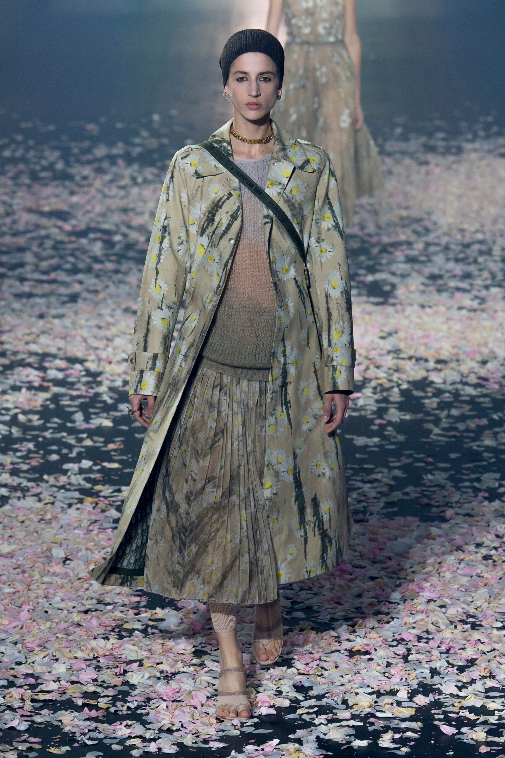 Christian Dior S/S 19 Look 33