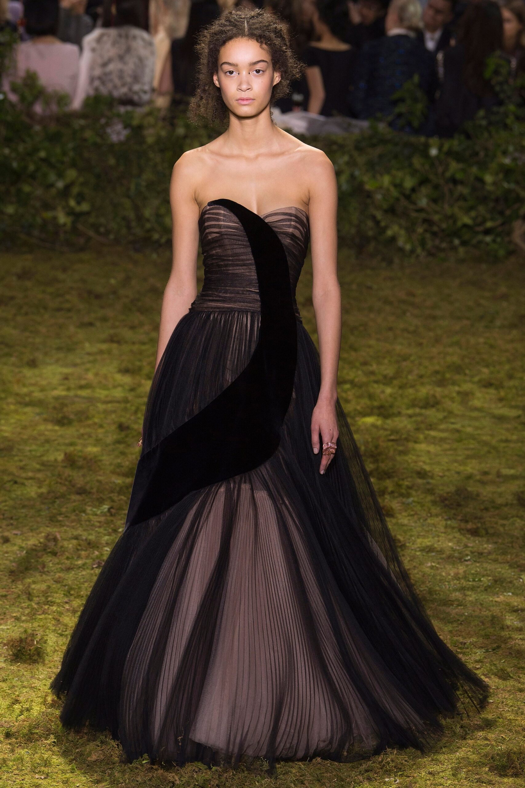 Christian Dior S/S 17 Couture Look 570