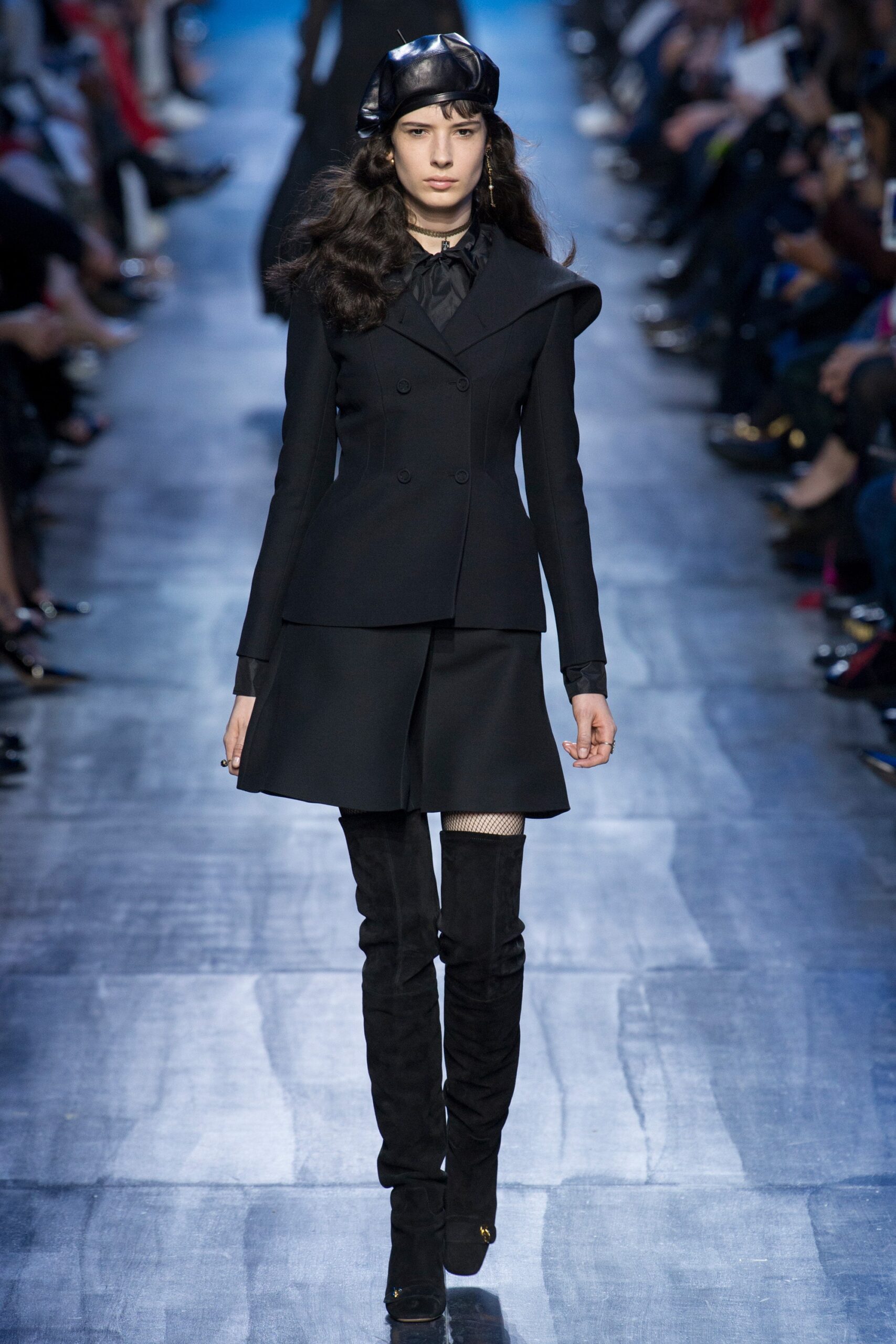 Christian Dior F/W 17 Look 719