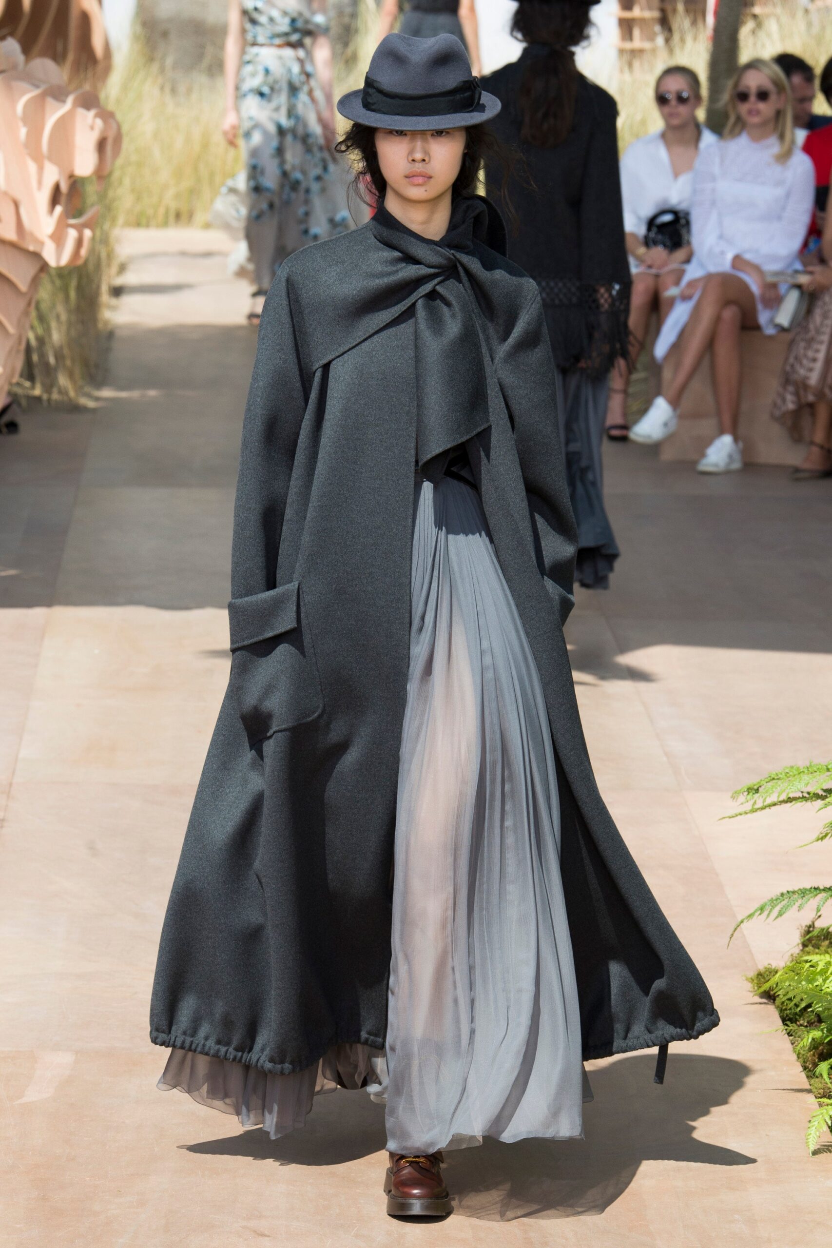 Christian Dior F/W 17 Couture Look 462