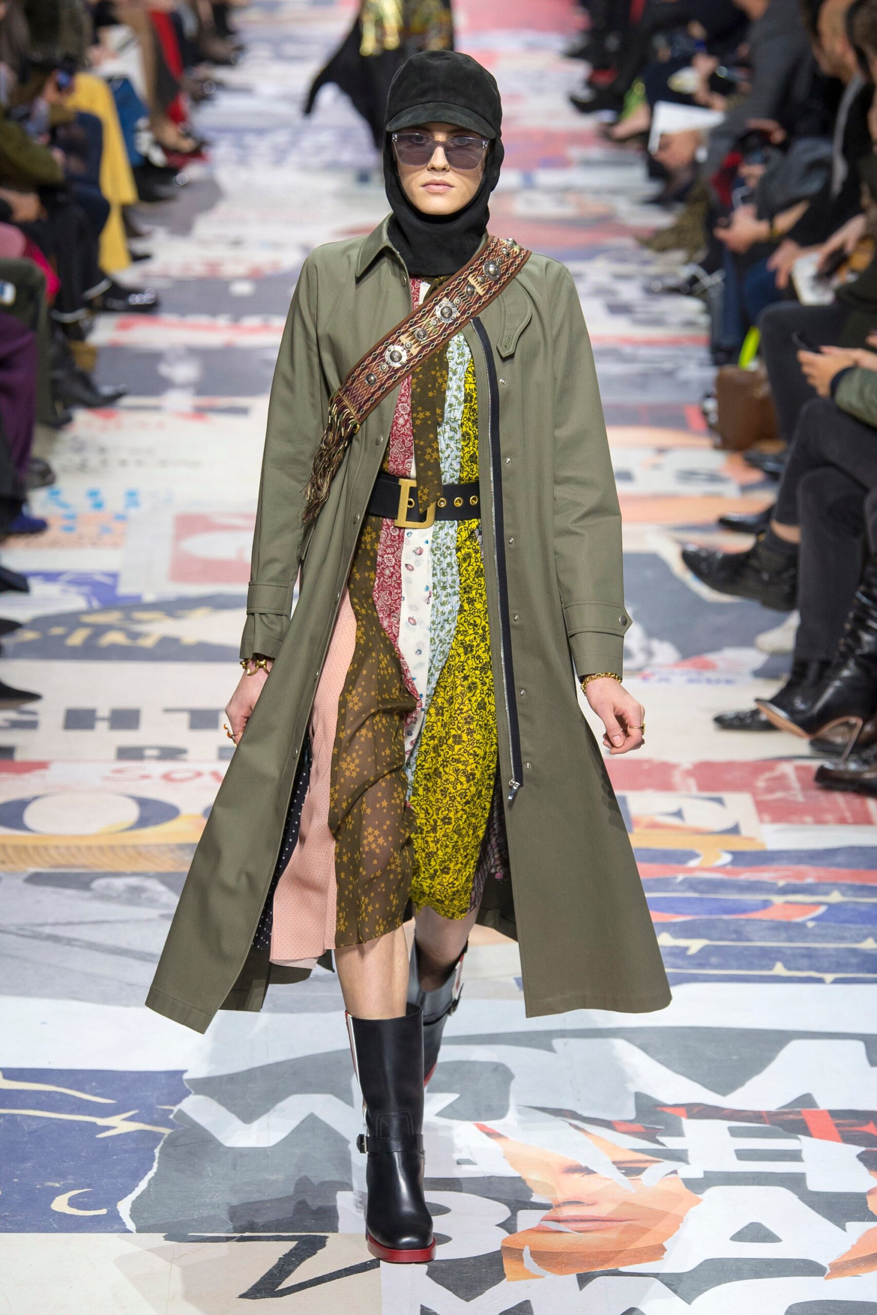 Christian Dior F/W 18 Look 38
