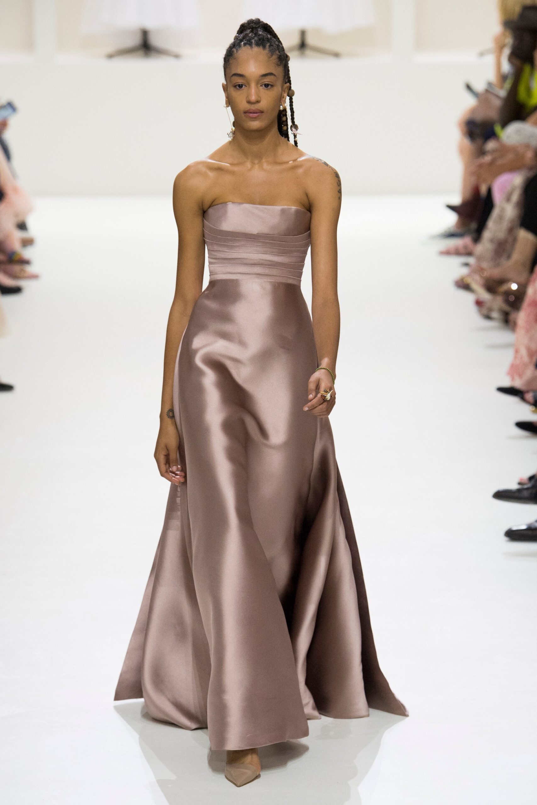 Christian Dior F/W 18 Couture Look 64