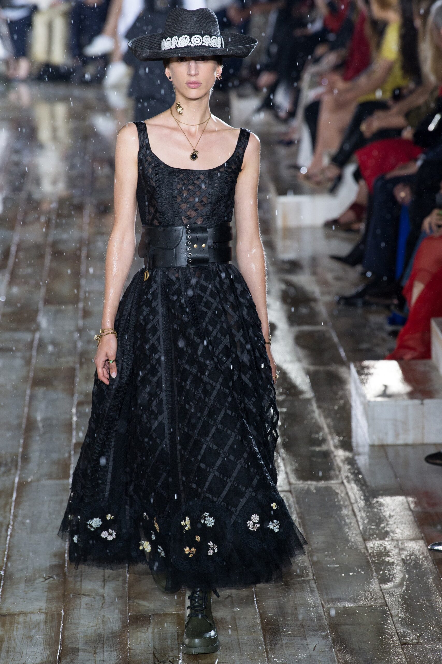 Christian Dior Resort 19 Look 54