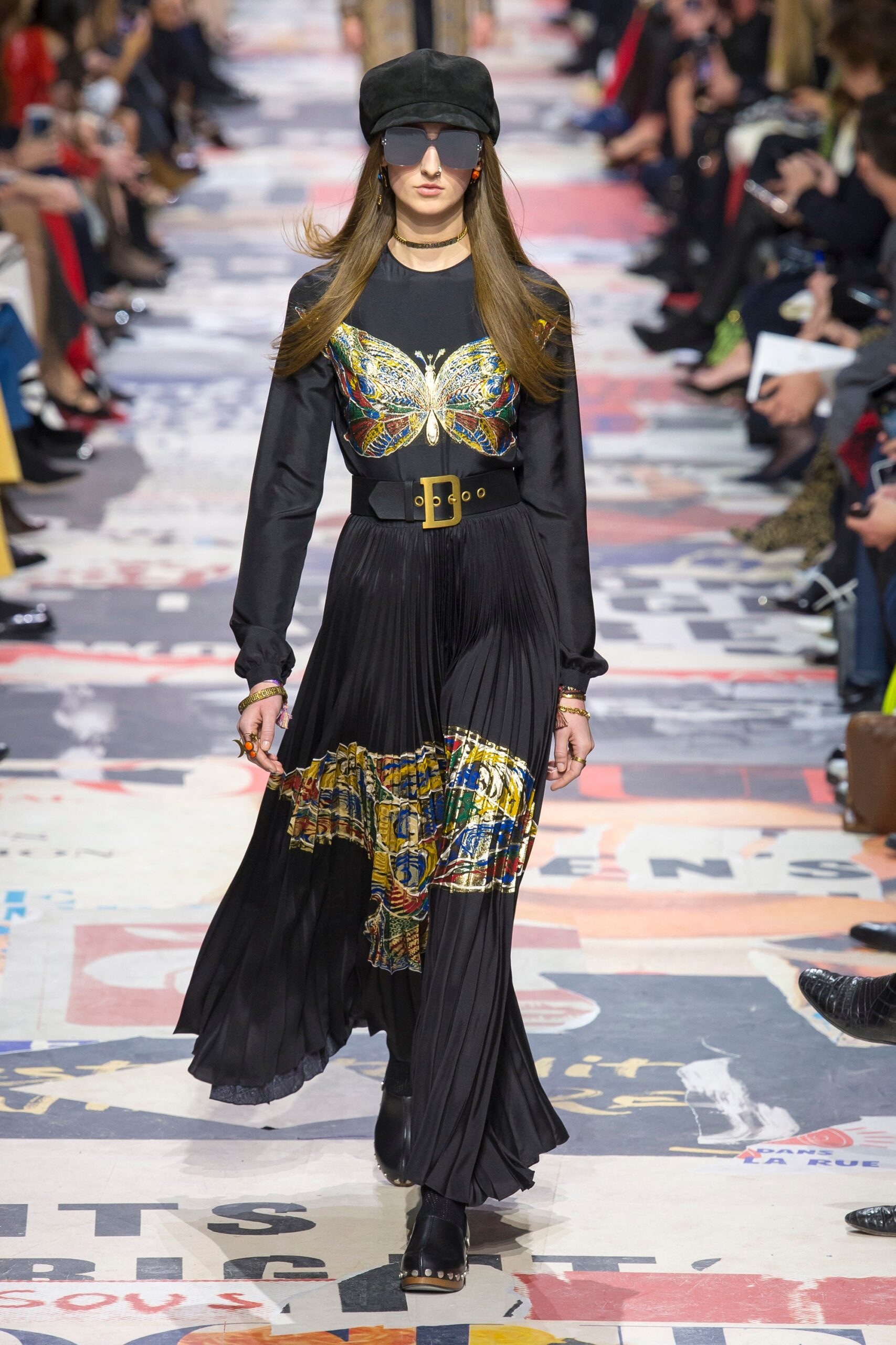 Christian Dior F/W 18 Look 39