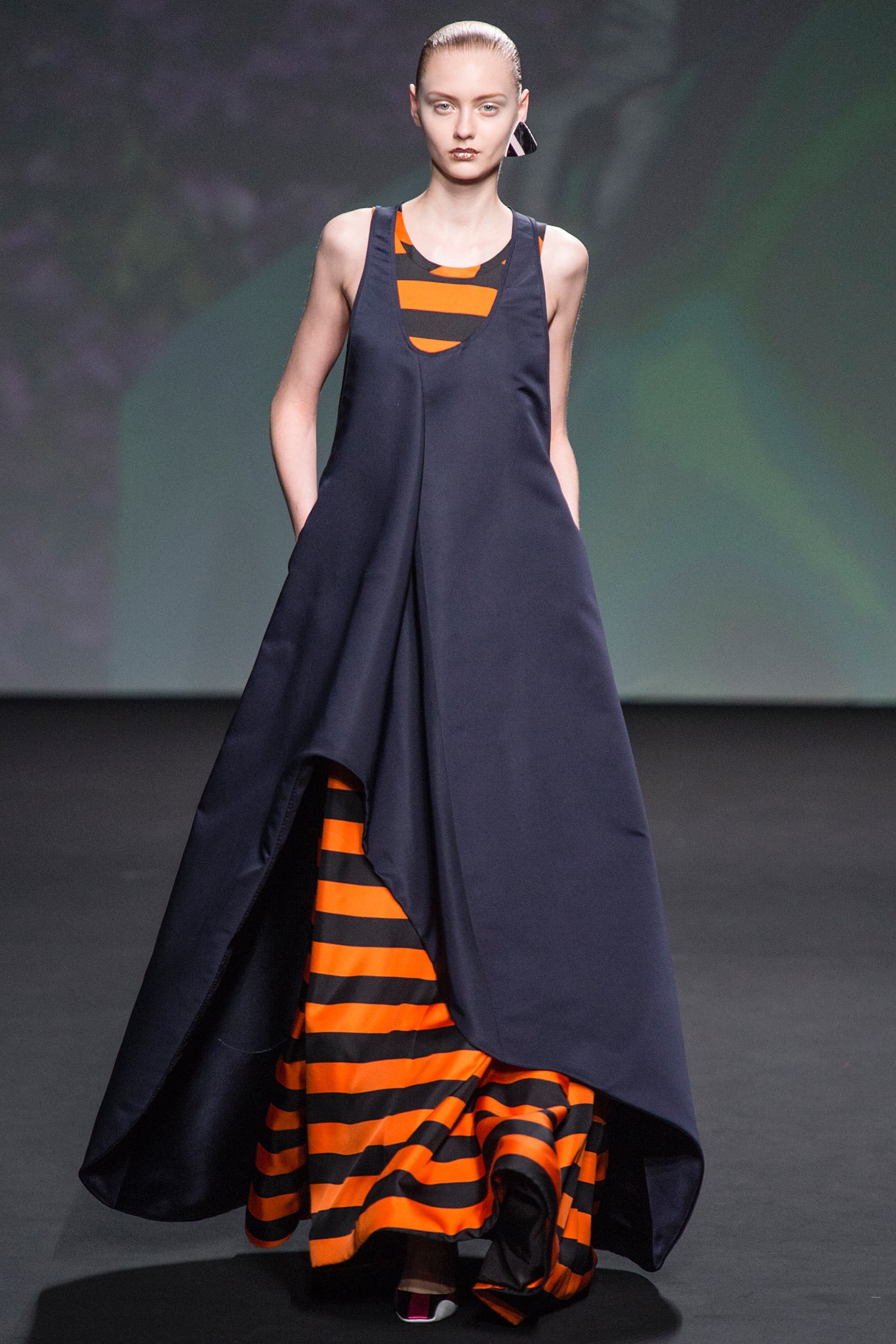 Christian Dior F/W 13 Couture Look 375