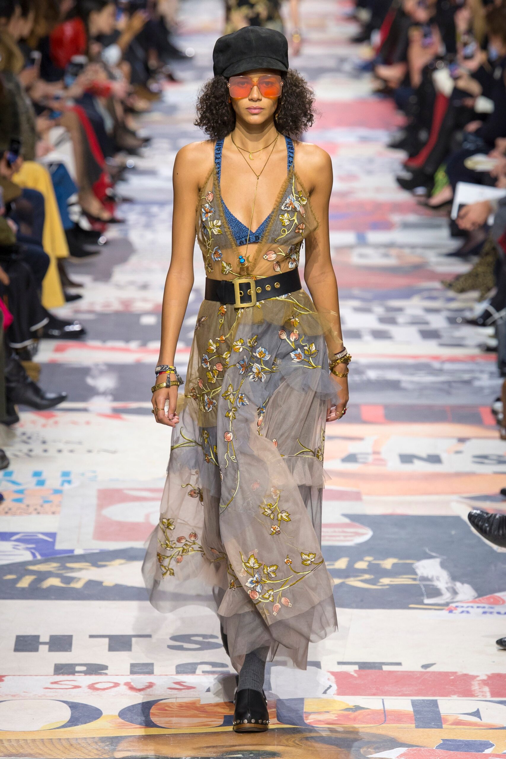 Christian Dior F/W 18 Look 42