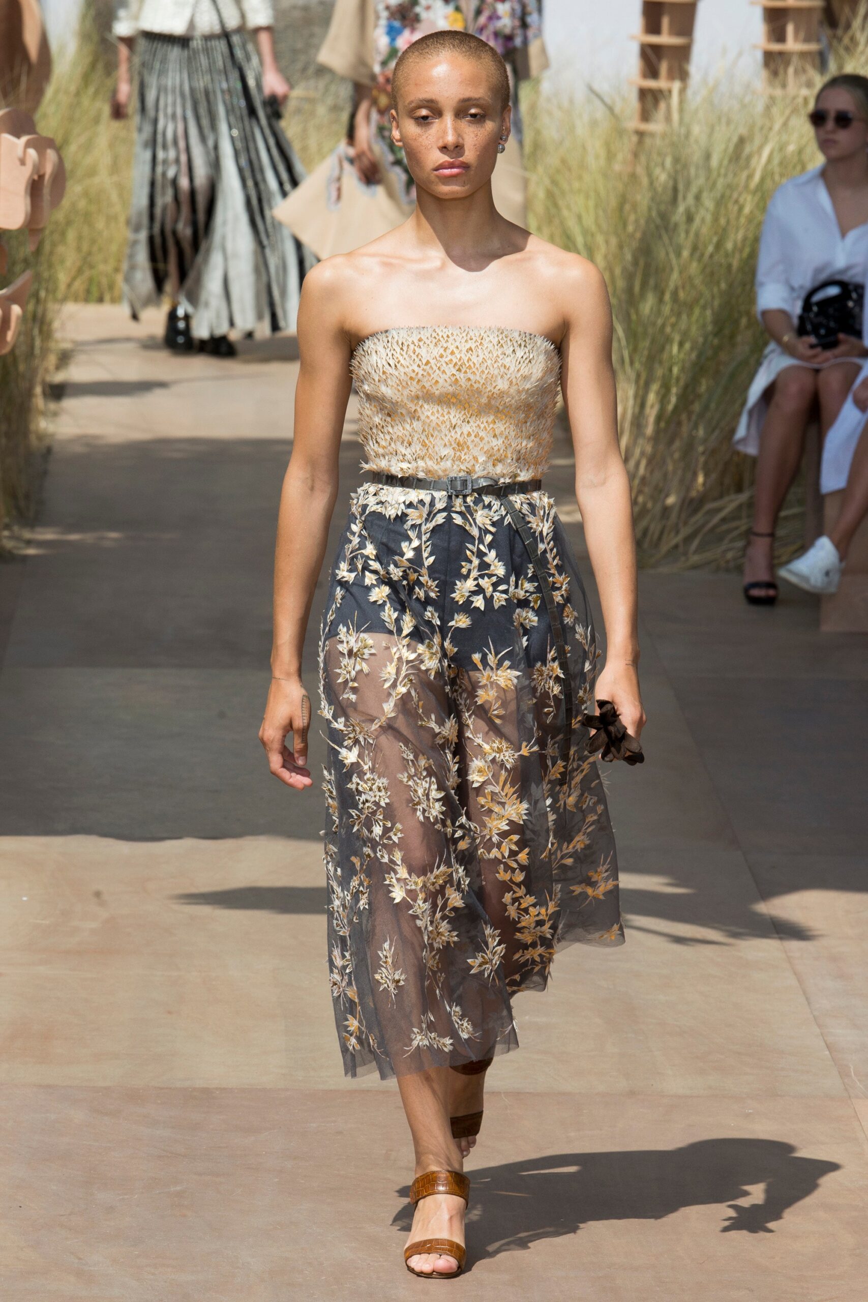 Christian Dior F/W 17 Couture Look 597