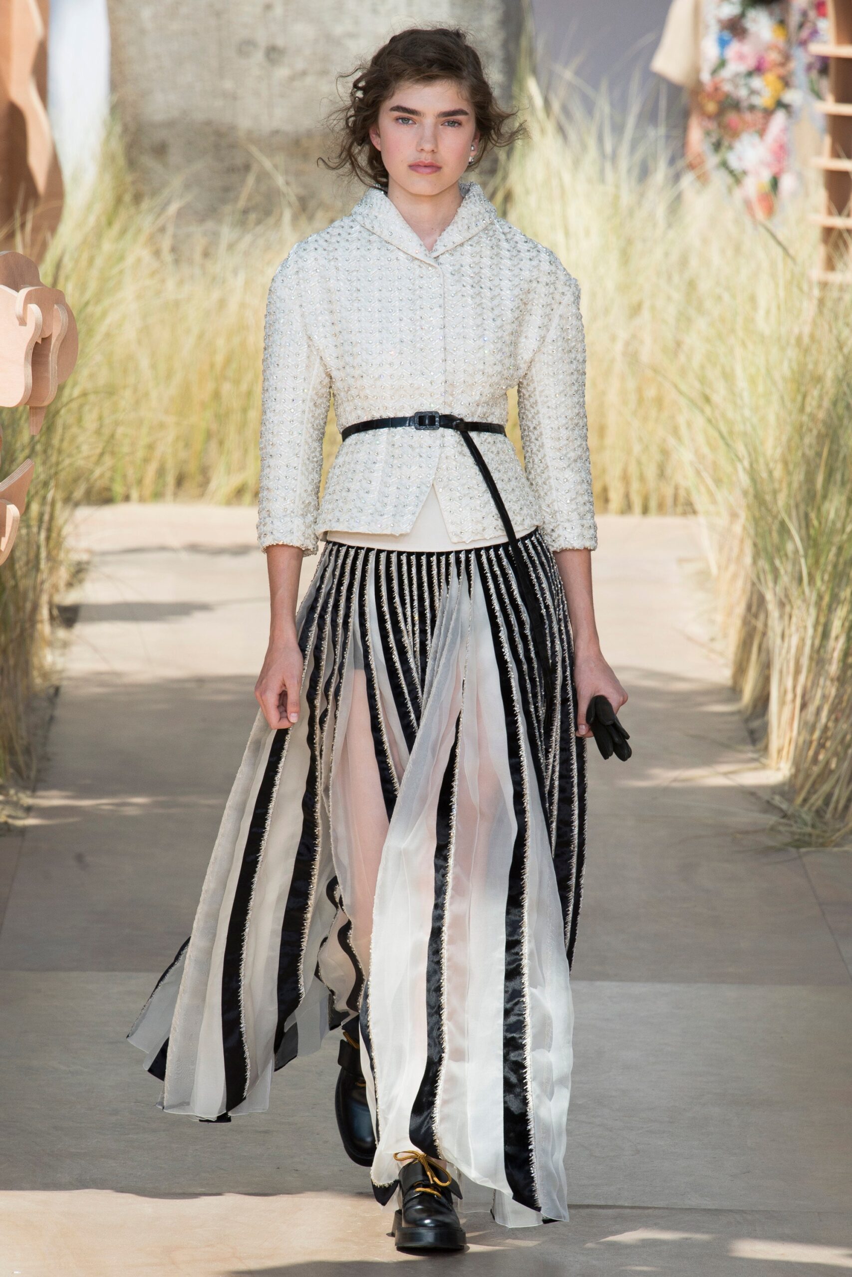 Christian Dior F/W 17 Couture Look 601