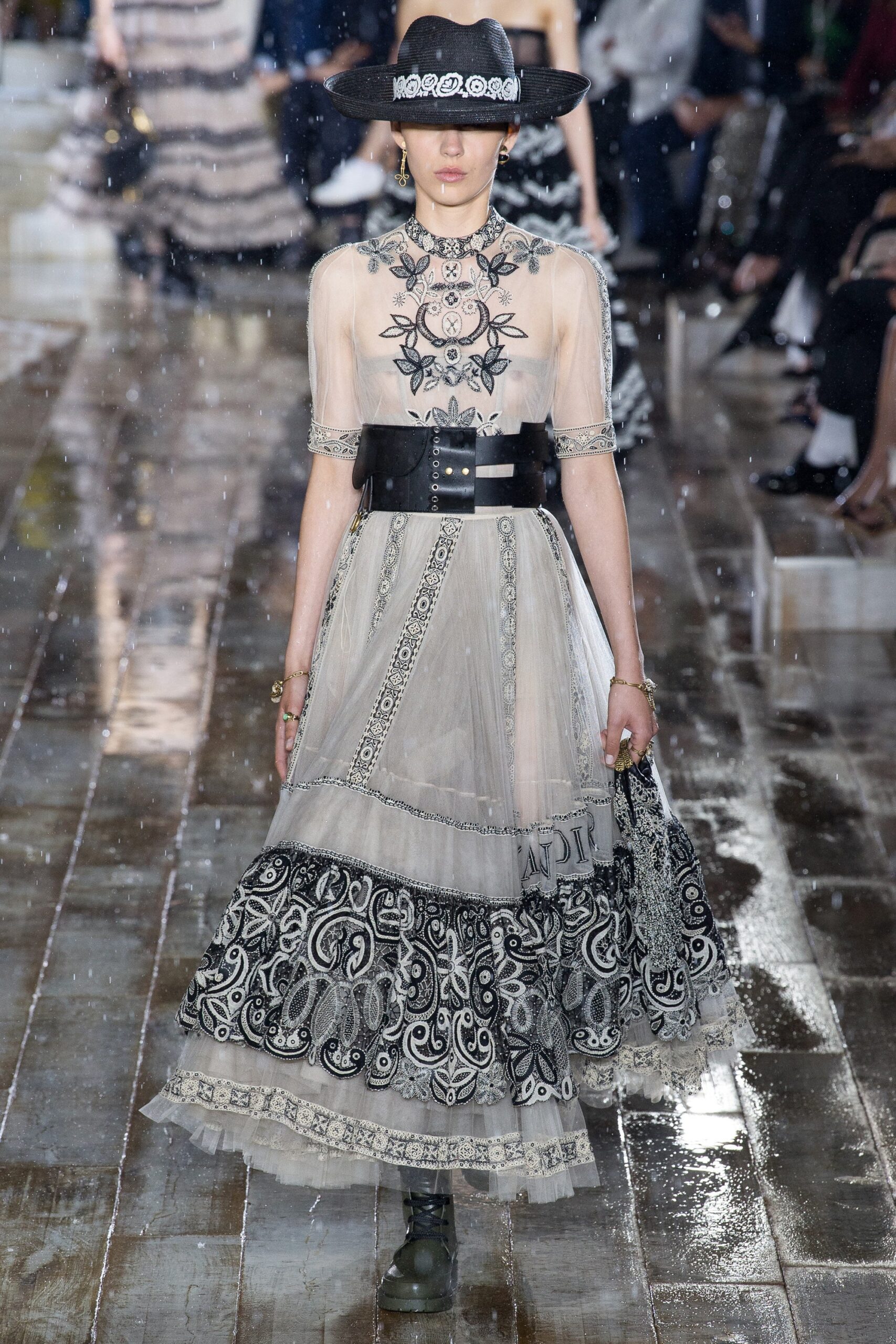 Christian Dior Resort 19 Look 75