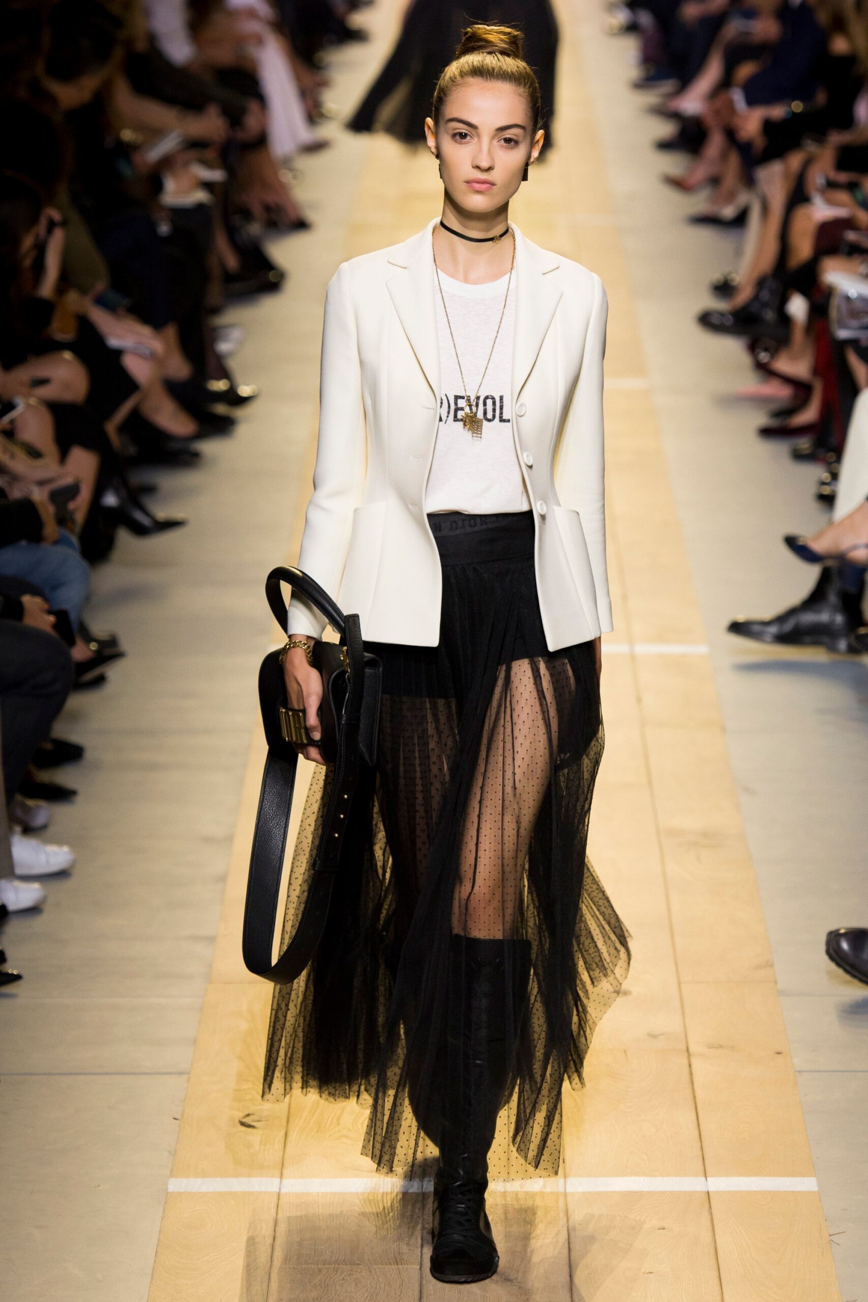 Christian Dior S/S 17 Look 579