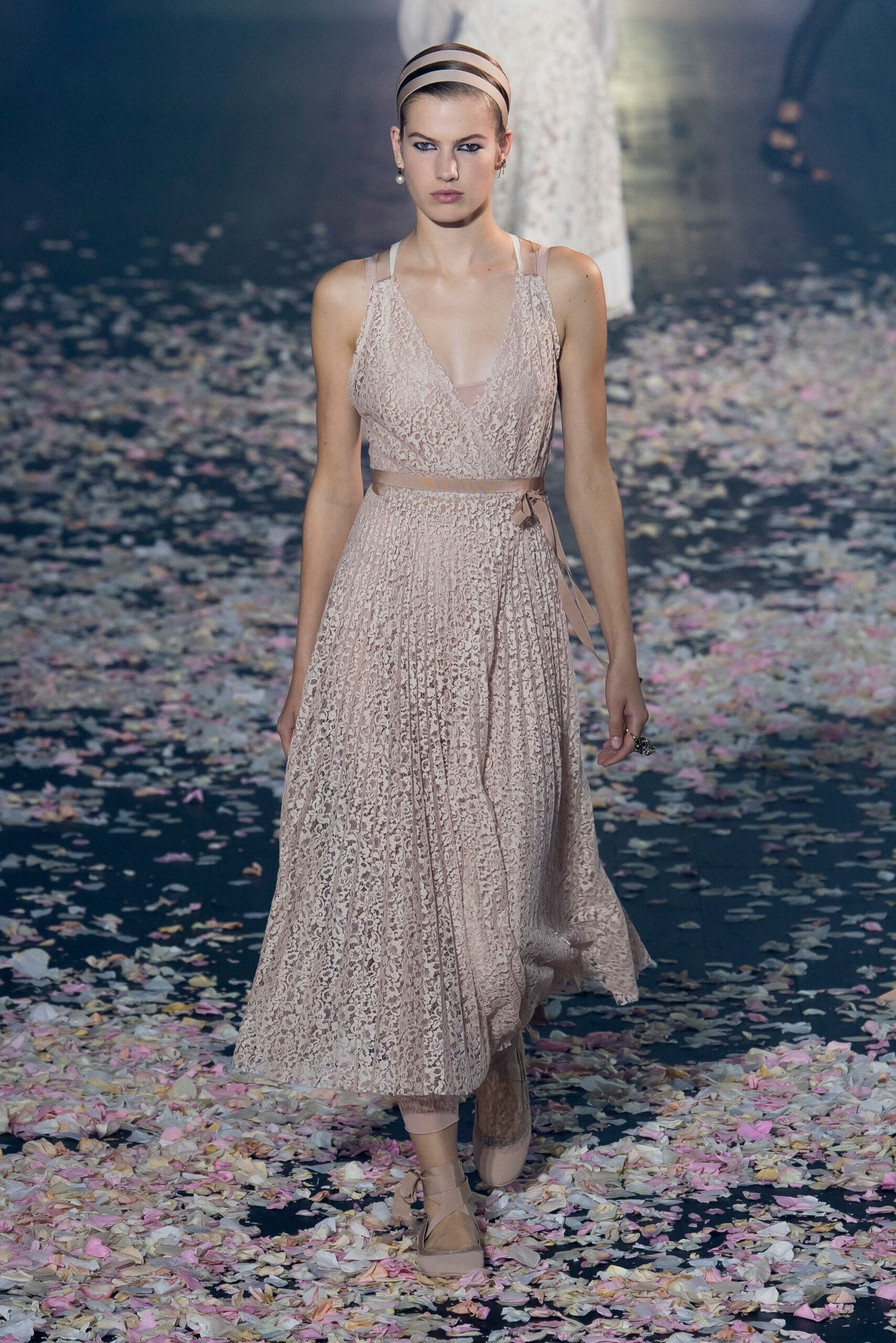 Christian Dior S/S 19 Look 64