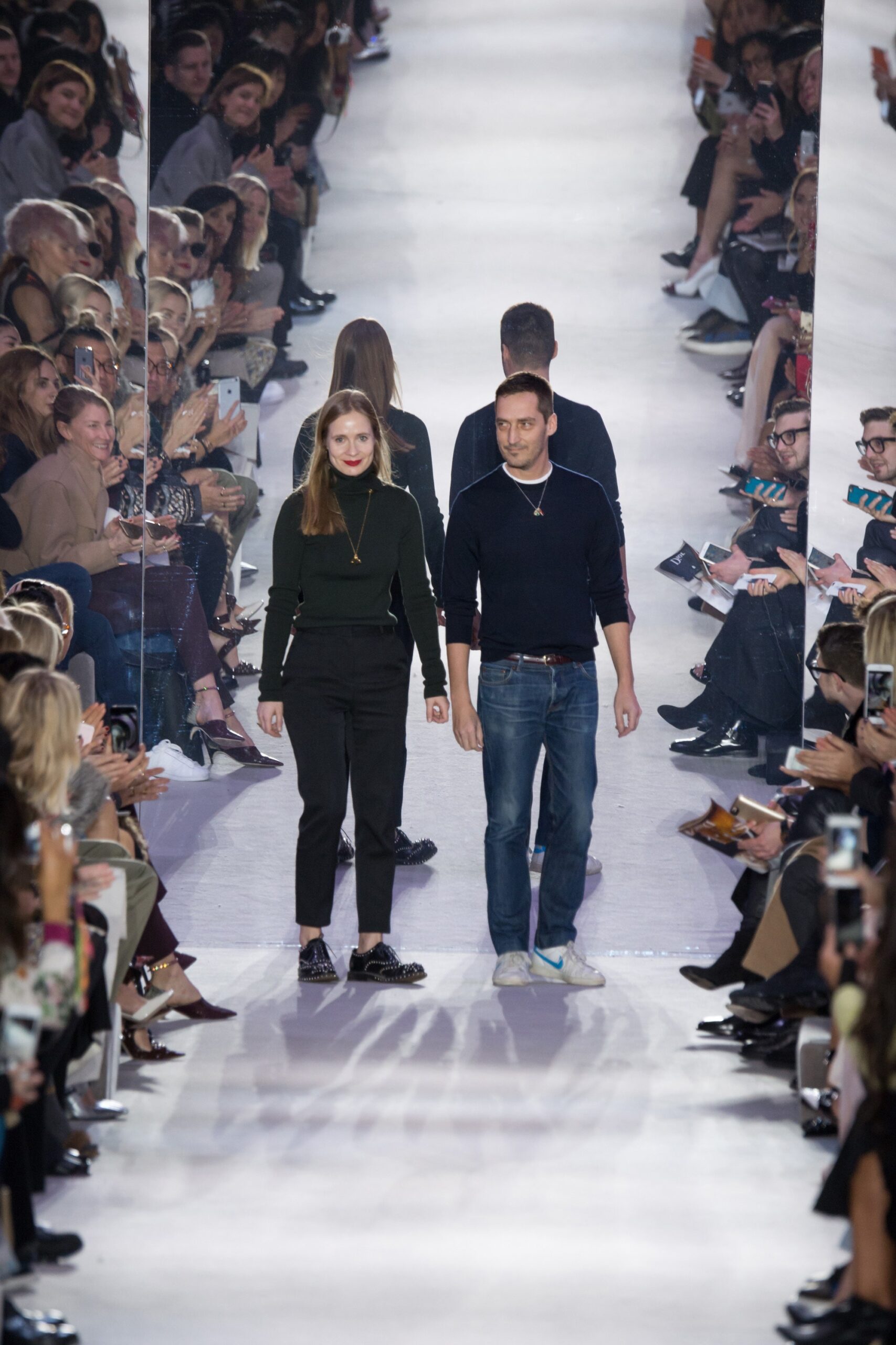 Christian Dior F/W 16 Look 759