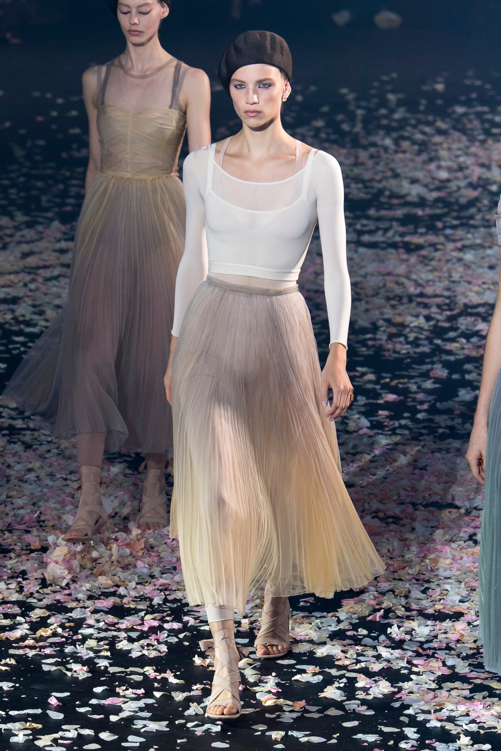 Christian Dior S/S 19 Look 82