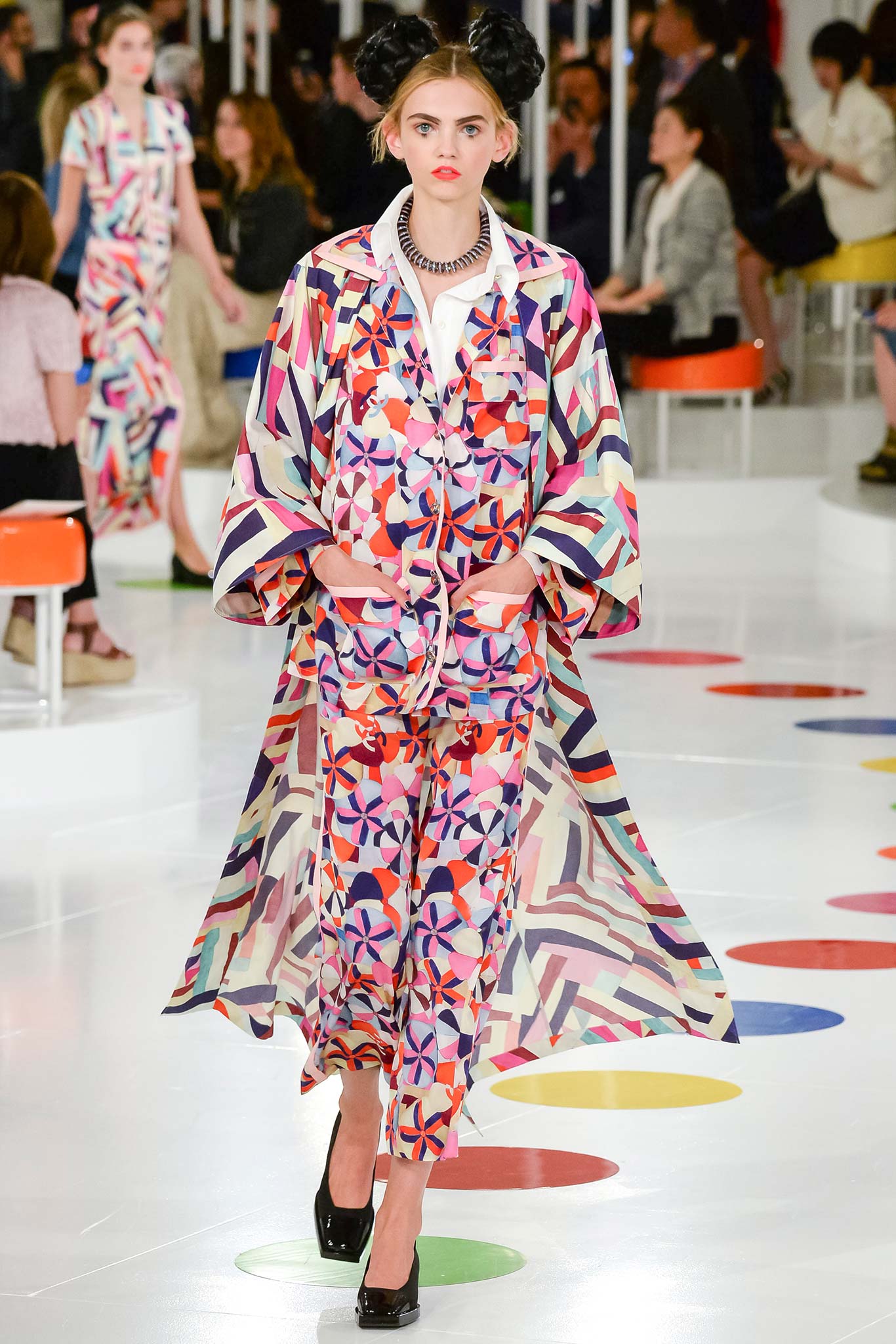 Chanel Resort 16 Look 37