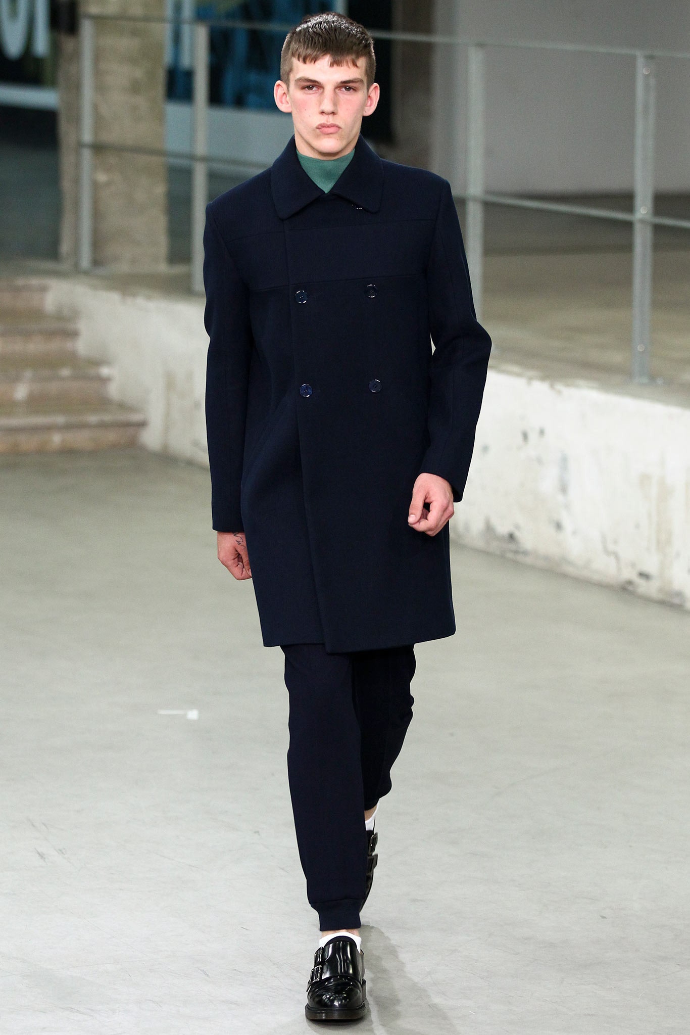 Carven S/S 15 Menswear Look 1