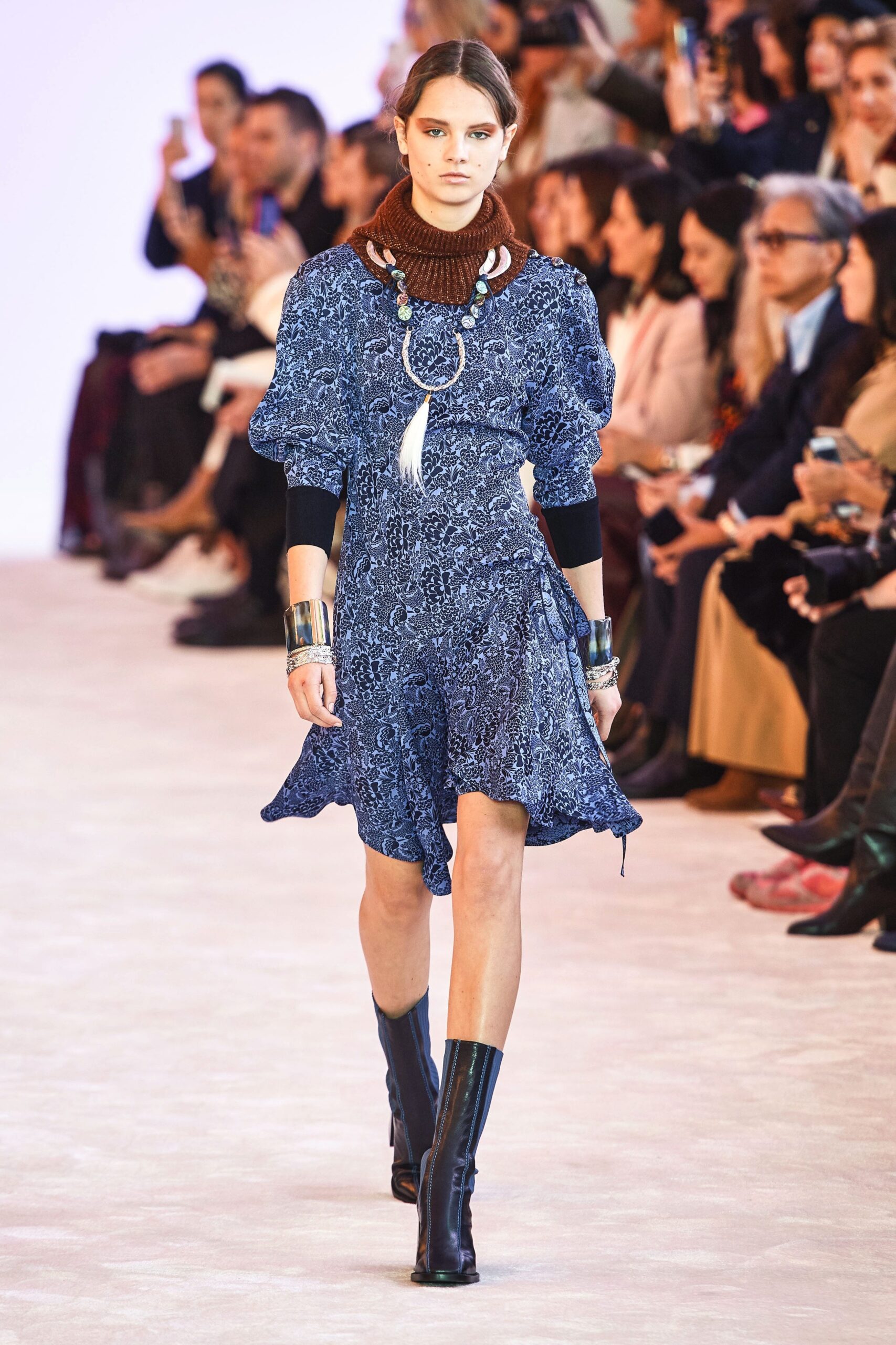 Chloé F/W 19 Look 357