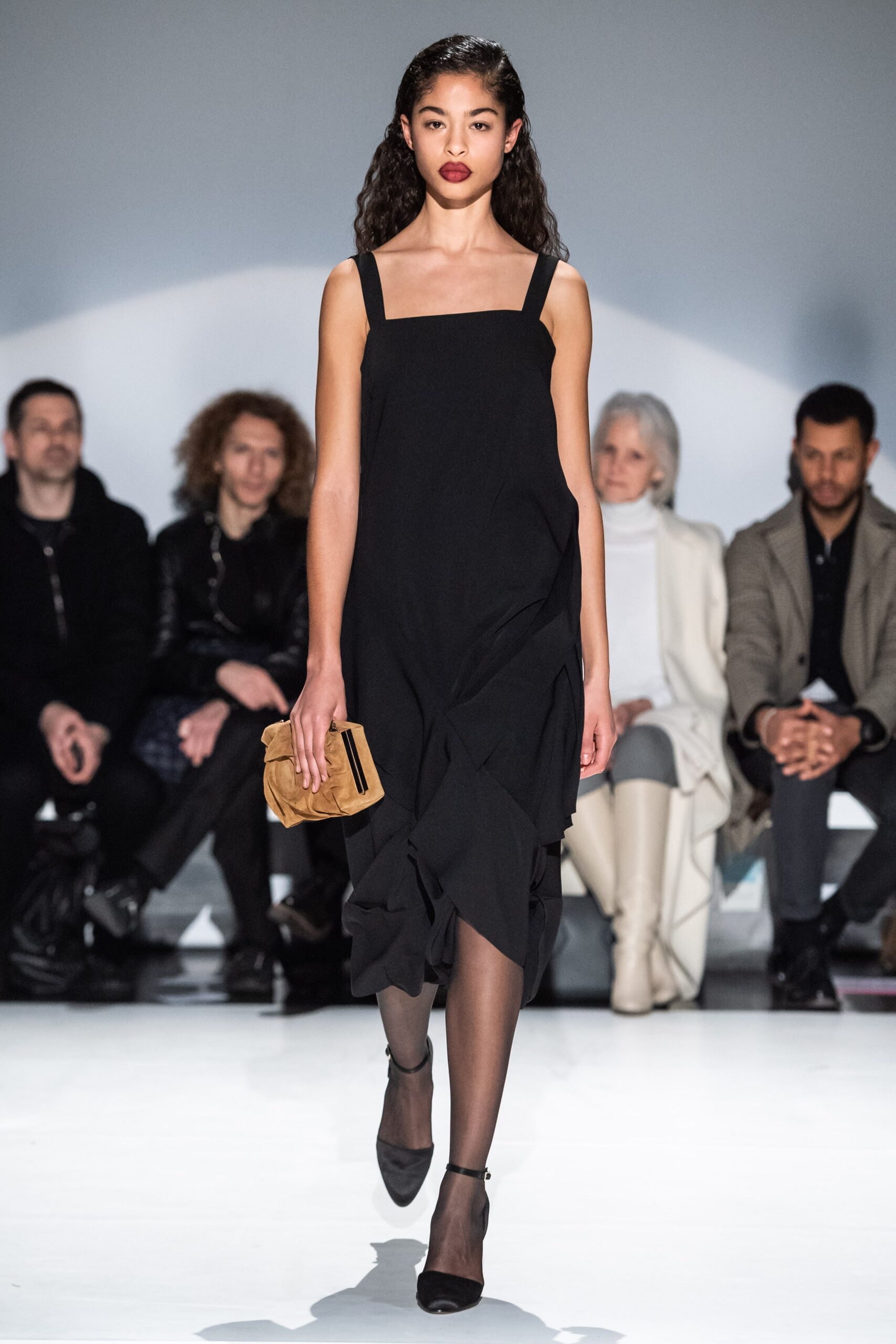 Chalayan F/W 19 Look 536