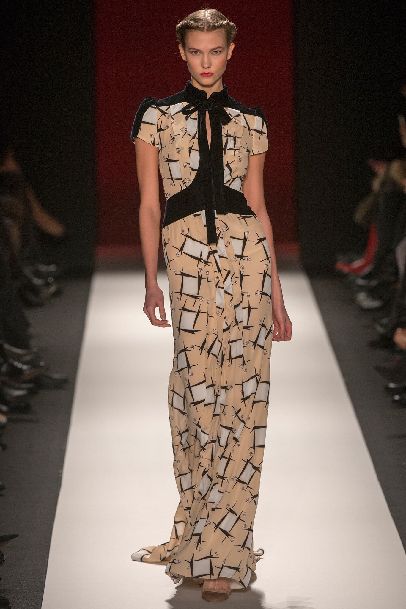 Carolina Herrera F/W 13 Look 1