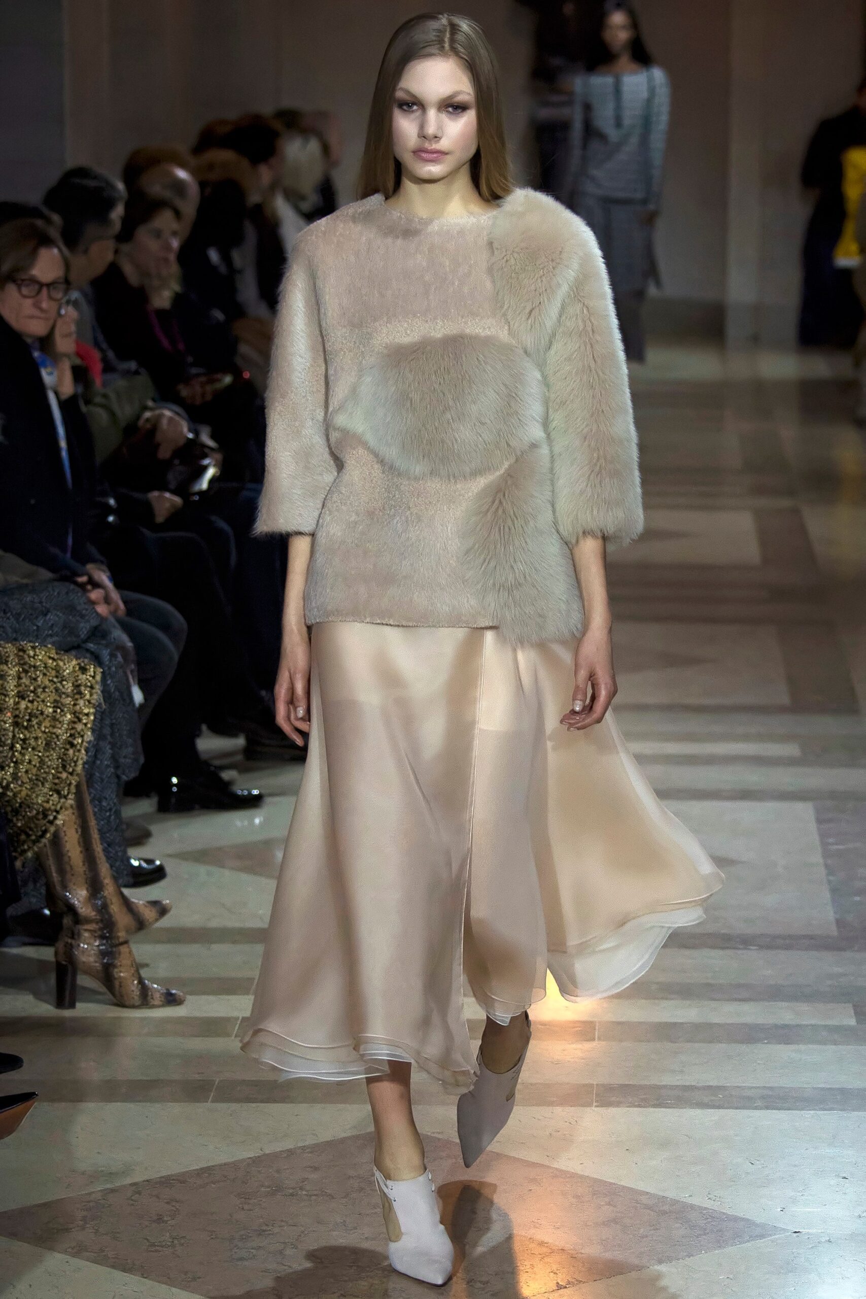 Carolina Herrera F/W 16 Look 13