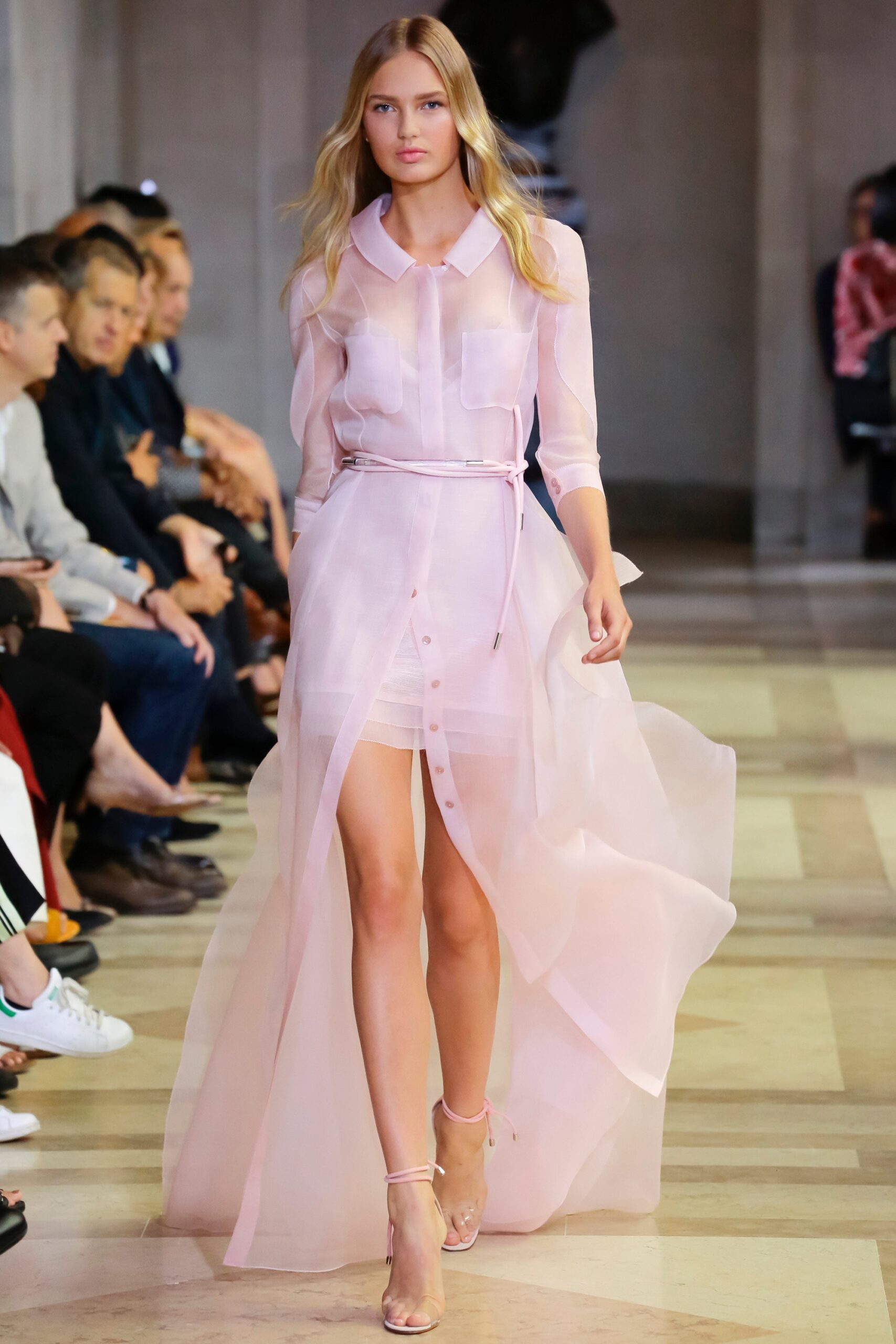 Carolina Herrera S/S 16 Look 32