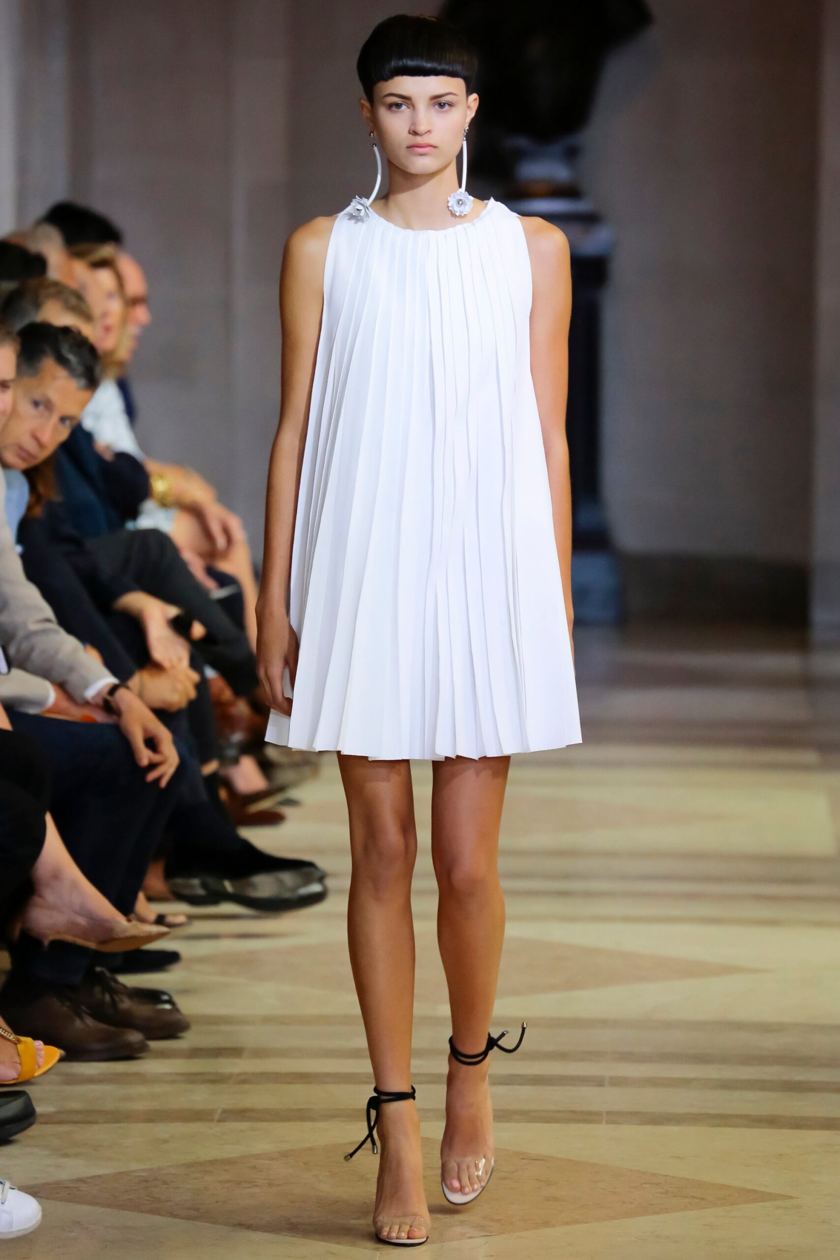 Carolina Herrera S/S 16 Look 97