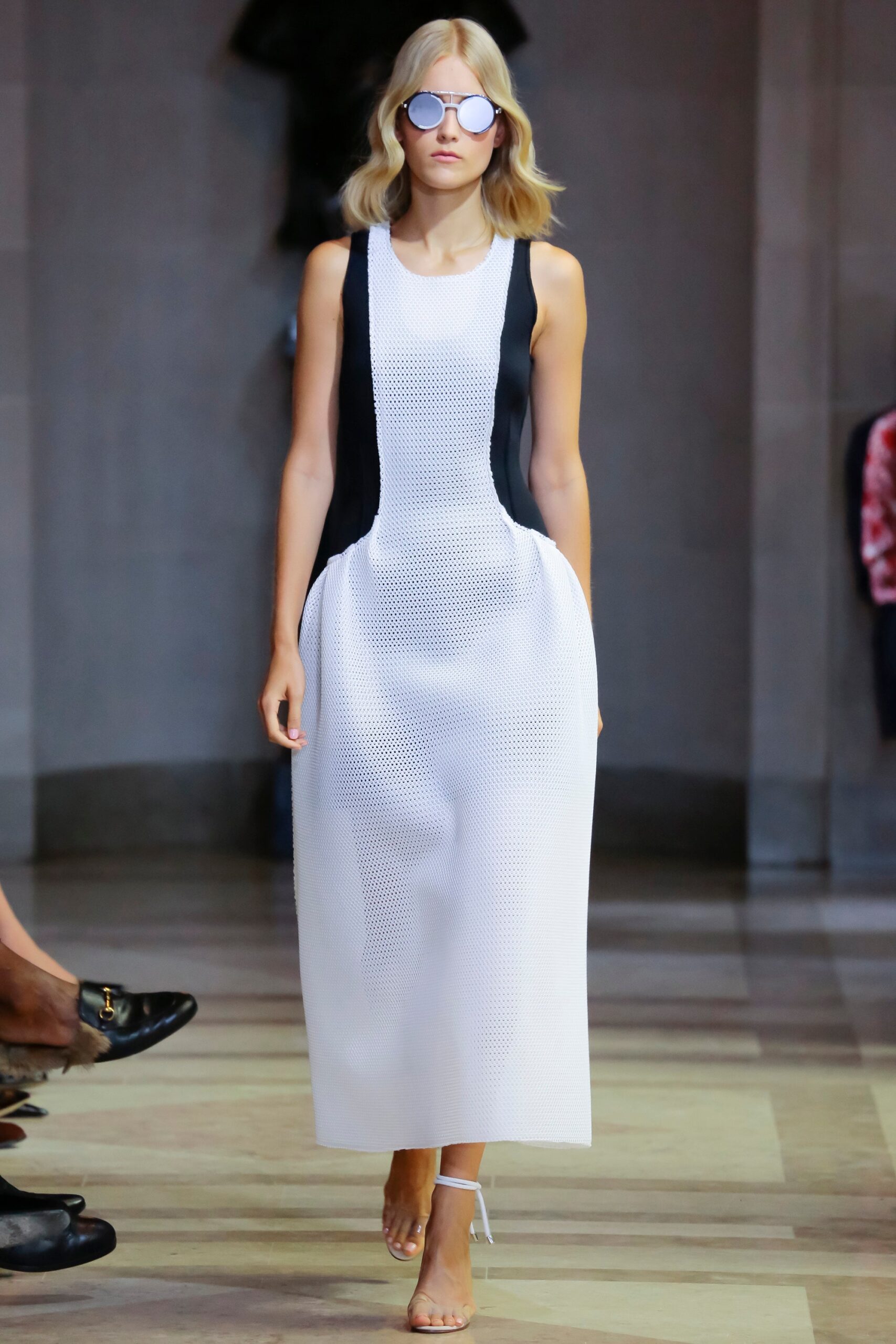 Carolina Herrera S/S 16 Look 208