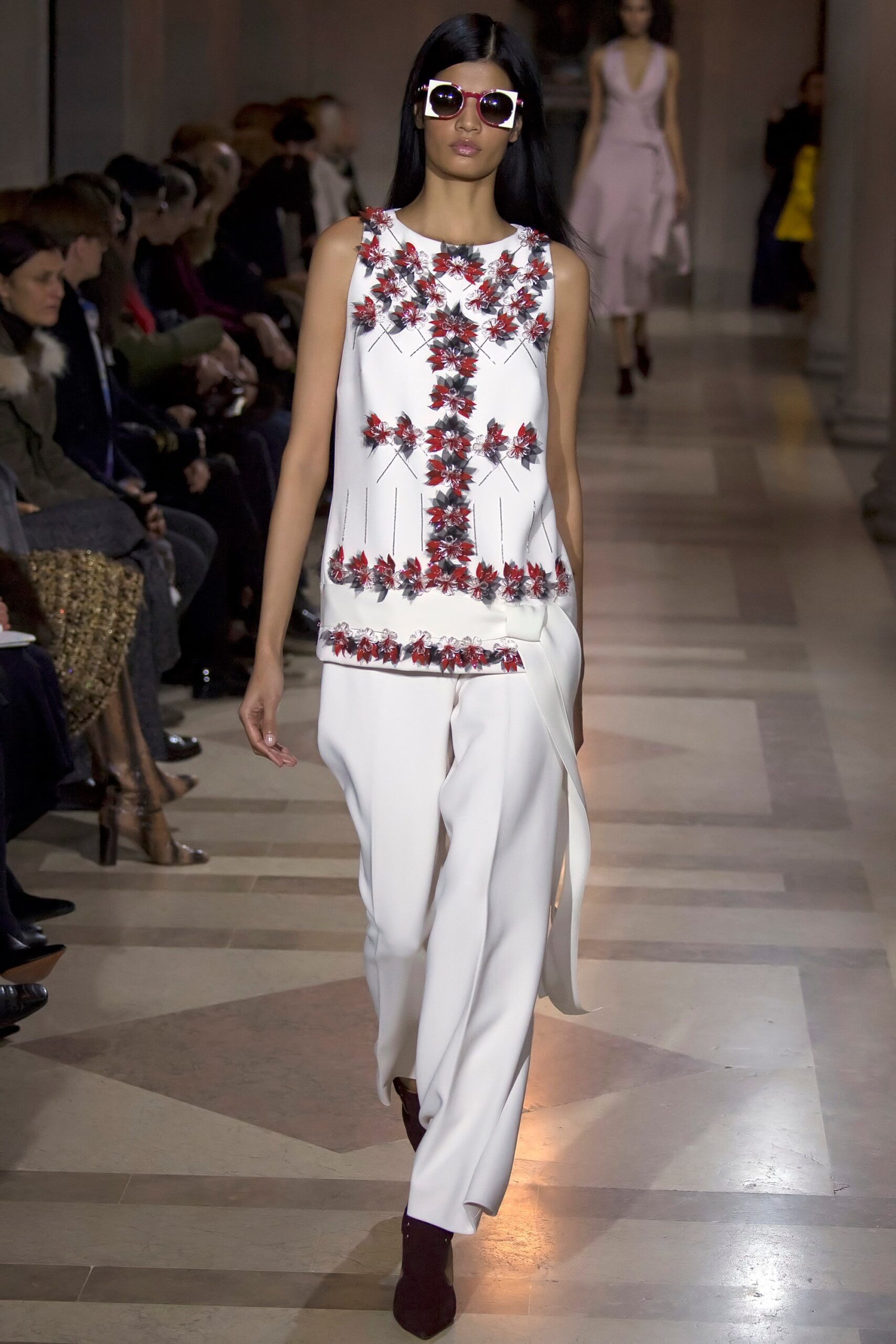 Carolina Herrera F/W 16 Look 276