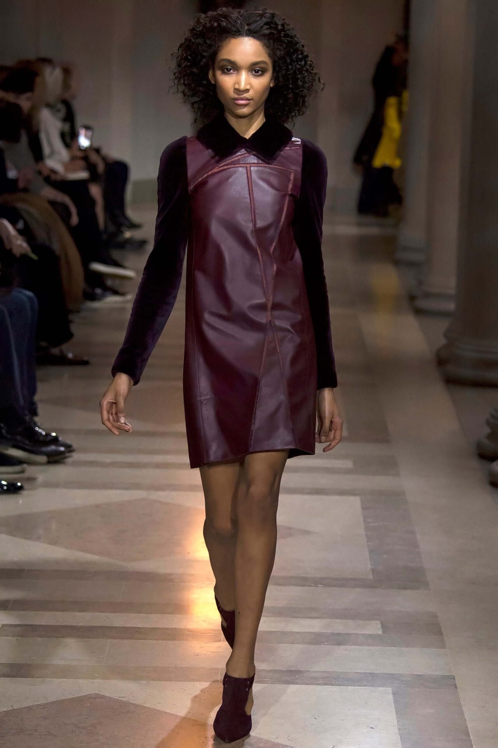 Carolina Herrera F/W 16 Look 331