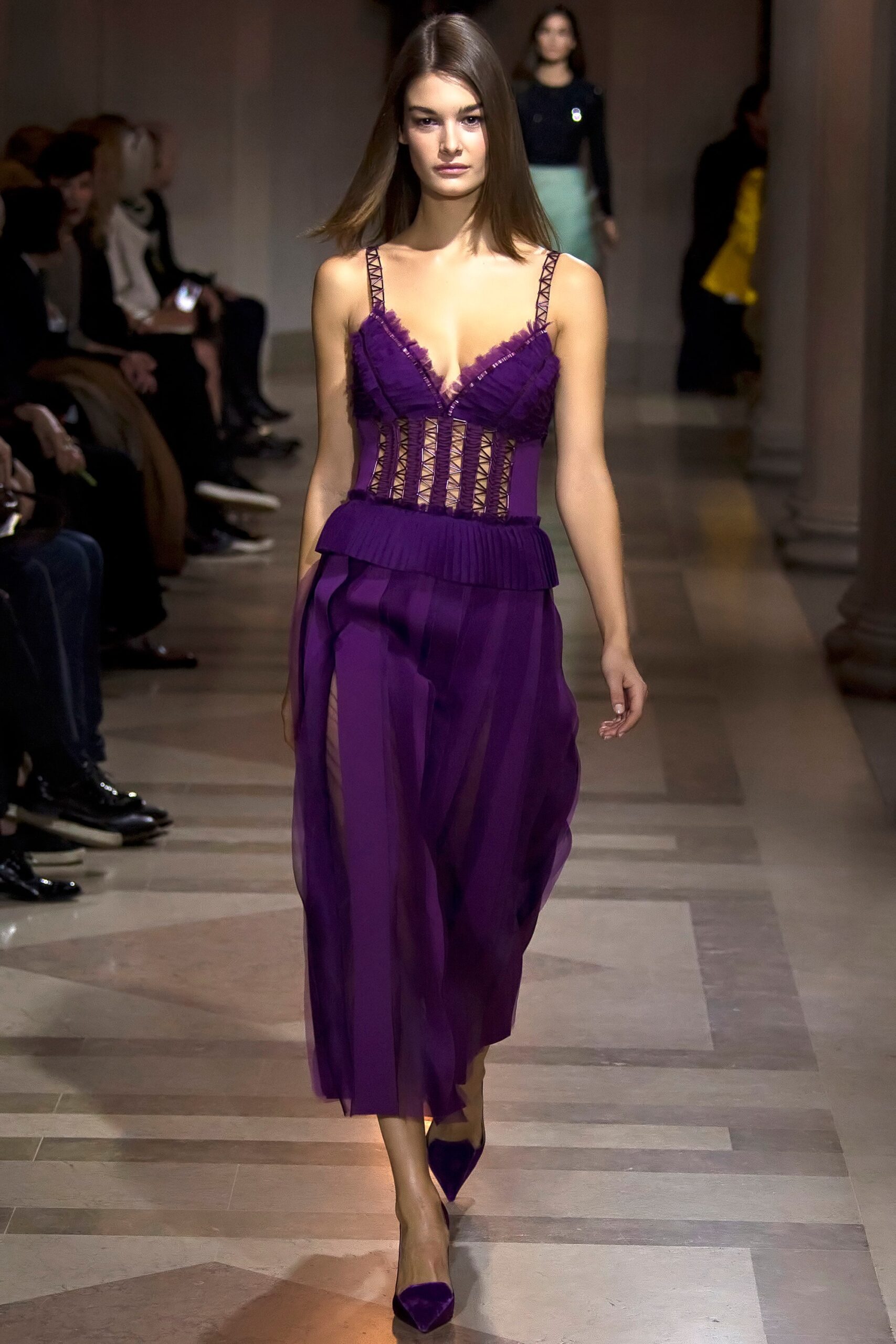 Carolina Herrera F/W 16 Look 353