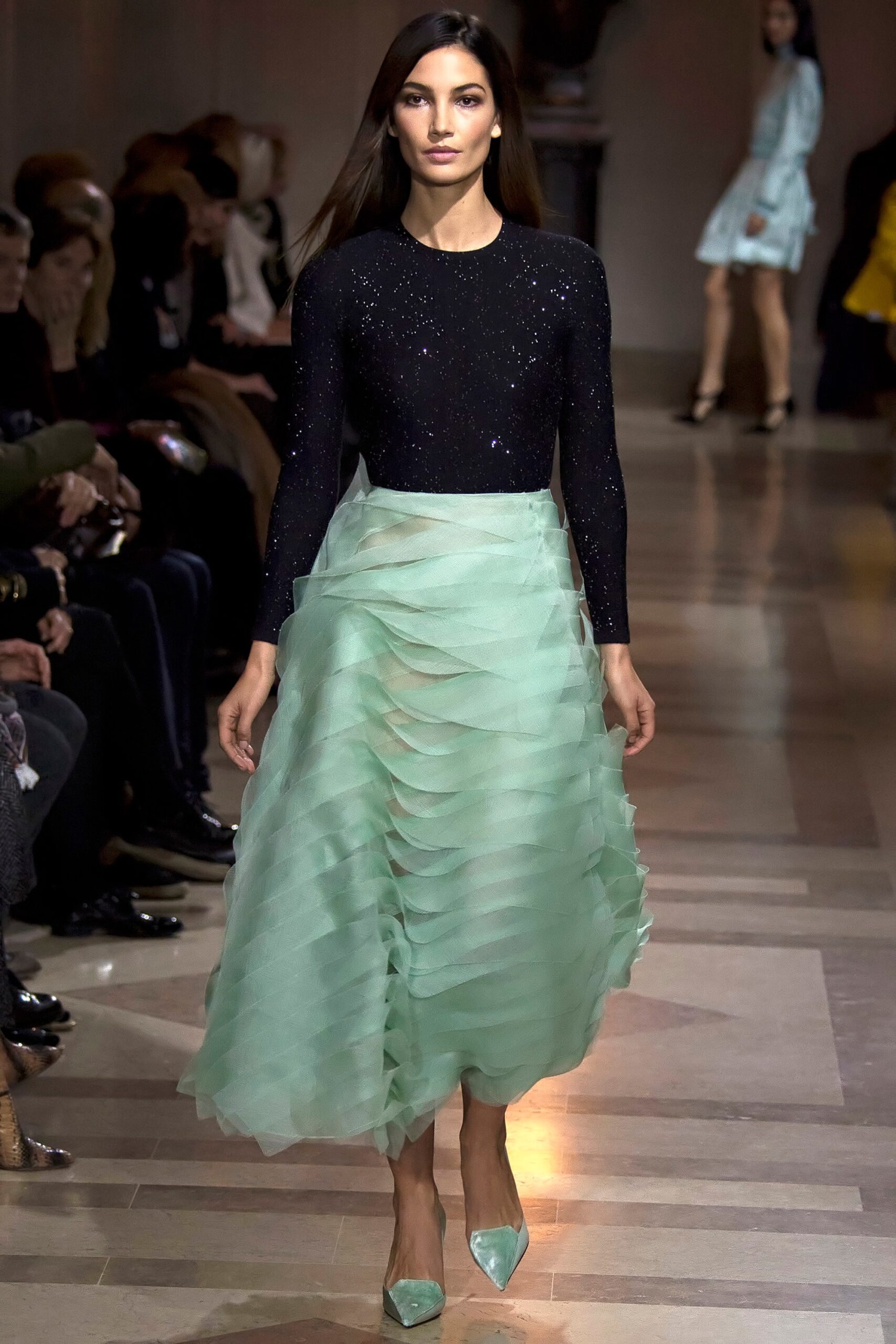 Carolina Herrera F/W 16 Look 360